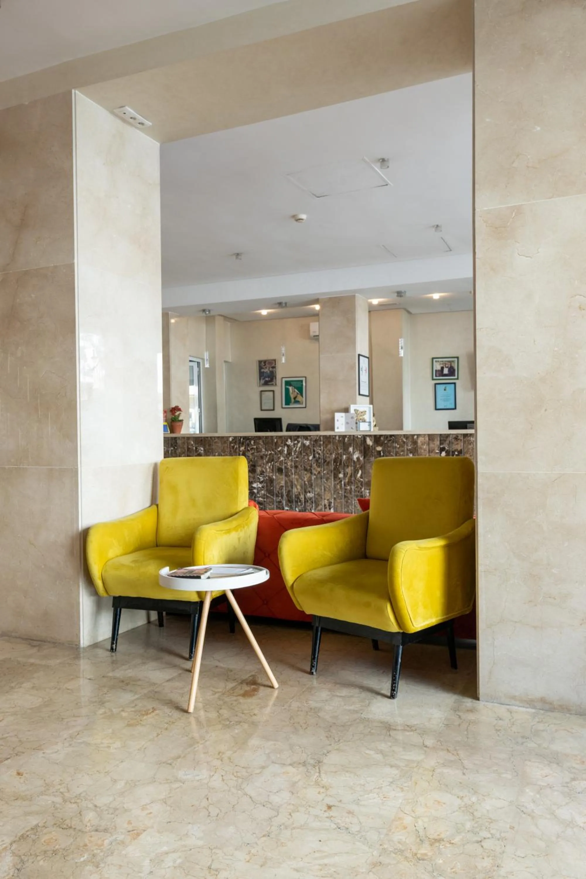 Lobby or reception in Hotel Etoile Du Nord