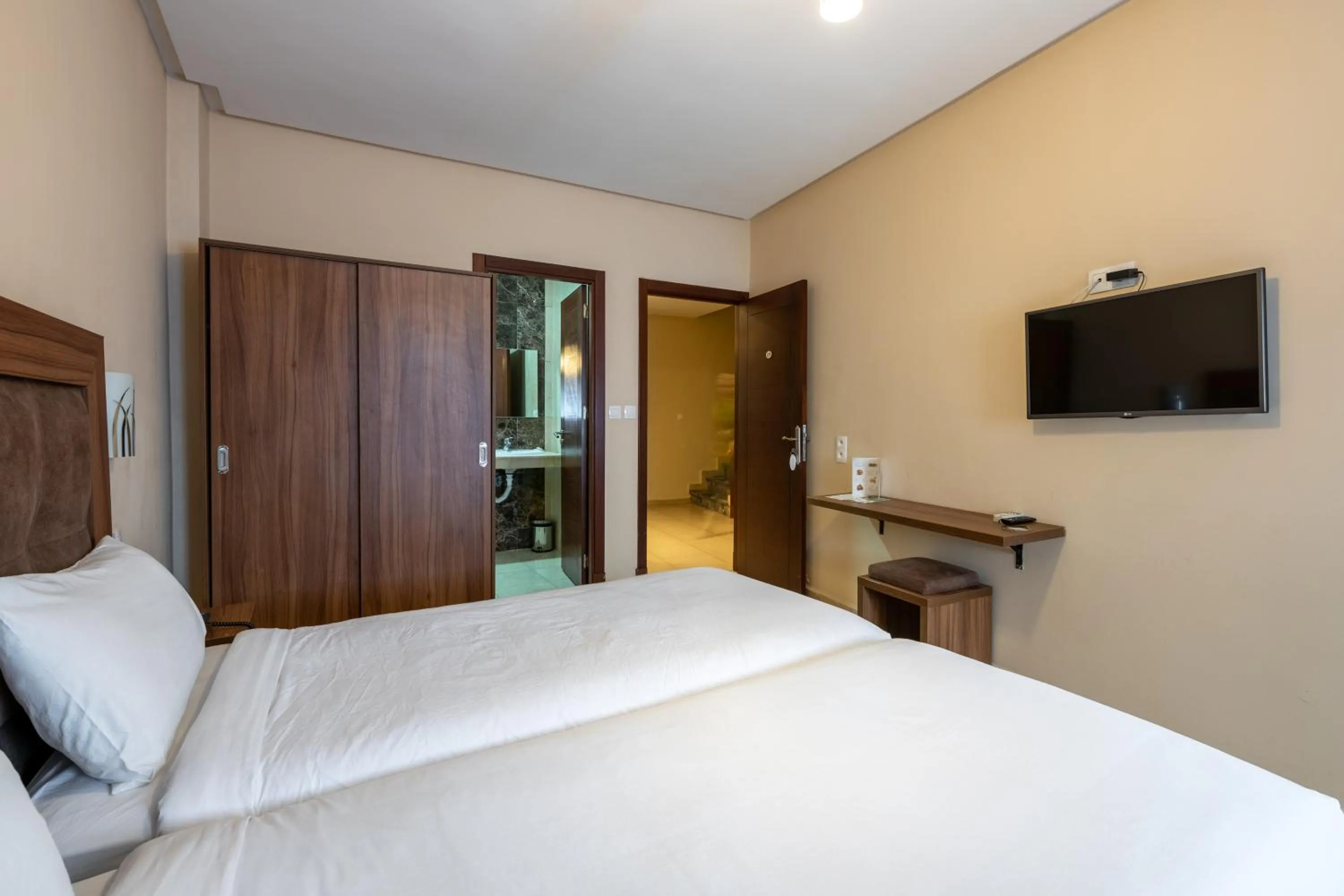 Bed in Hotel Etoile Du Nord