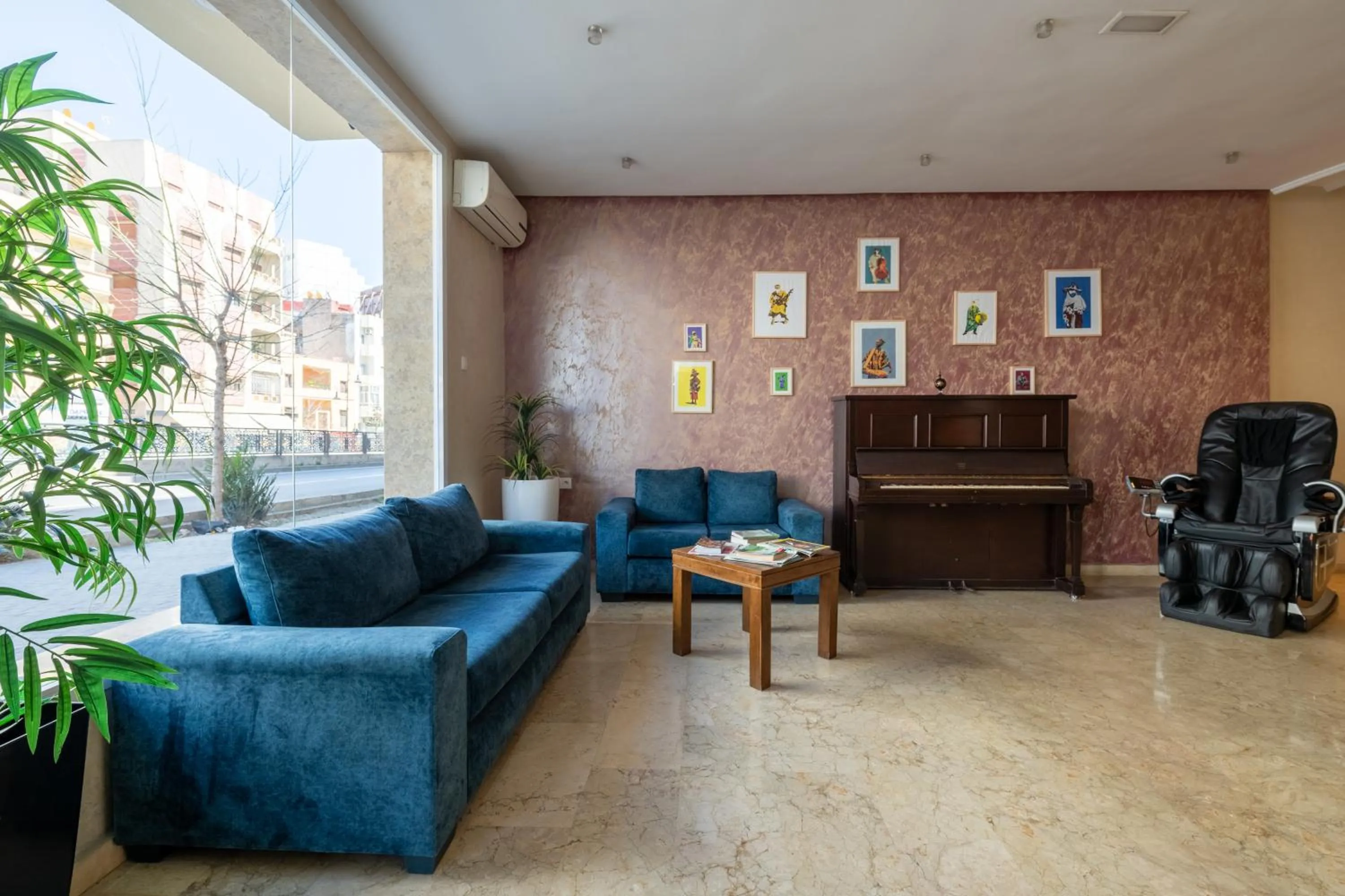 Lobby or reception in Hotel Etoile Du Nord