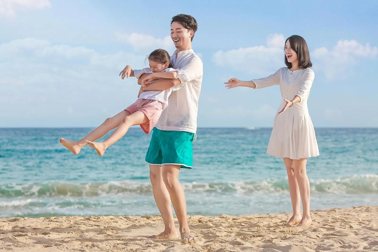 Guests in Sanya Yalong Bay Villas & Spa