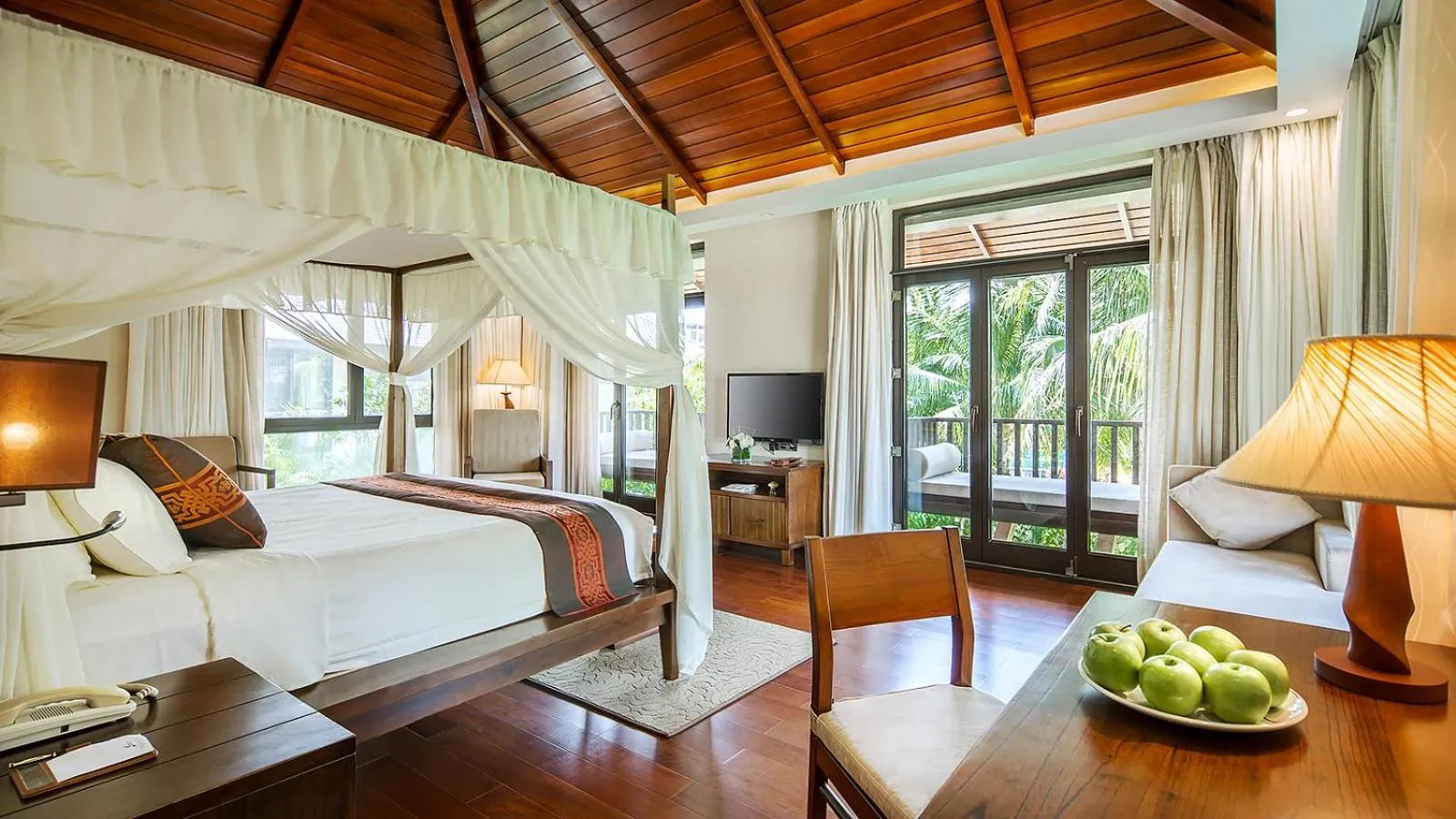 Sanya Yalong Bay Villas & Spa