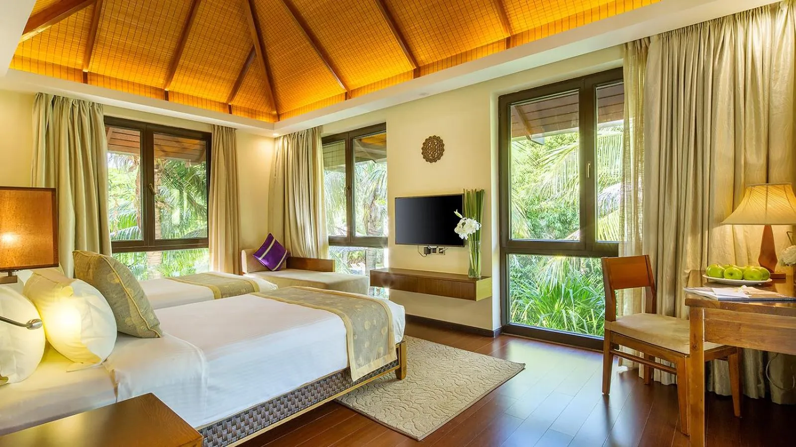 Bedroom, Bed in Sanya Yalong Bay Villas & Spa