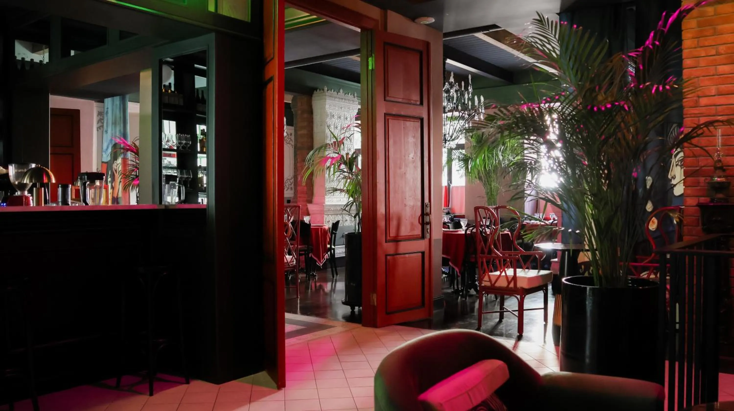 Restaurant/places to eat in Prestige Palace - Esquisse Hotel