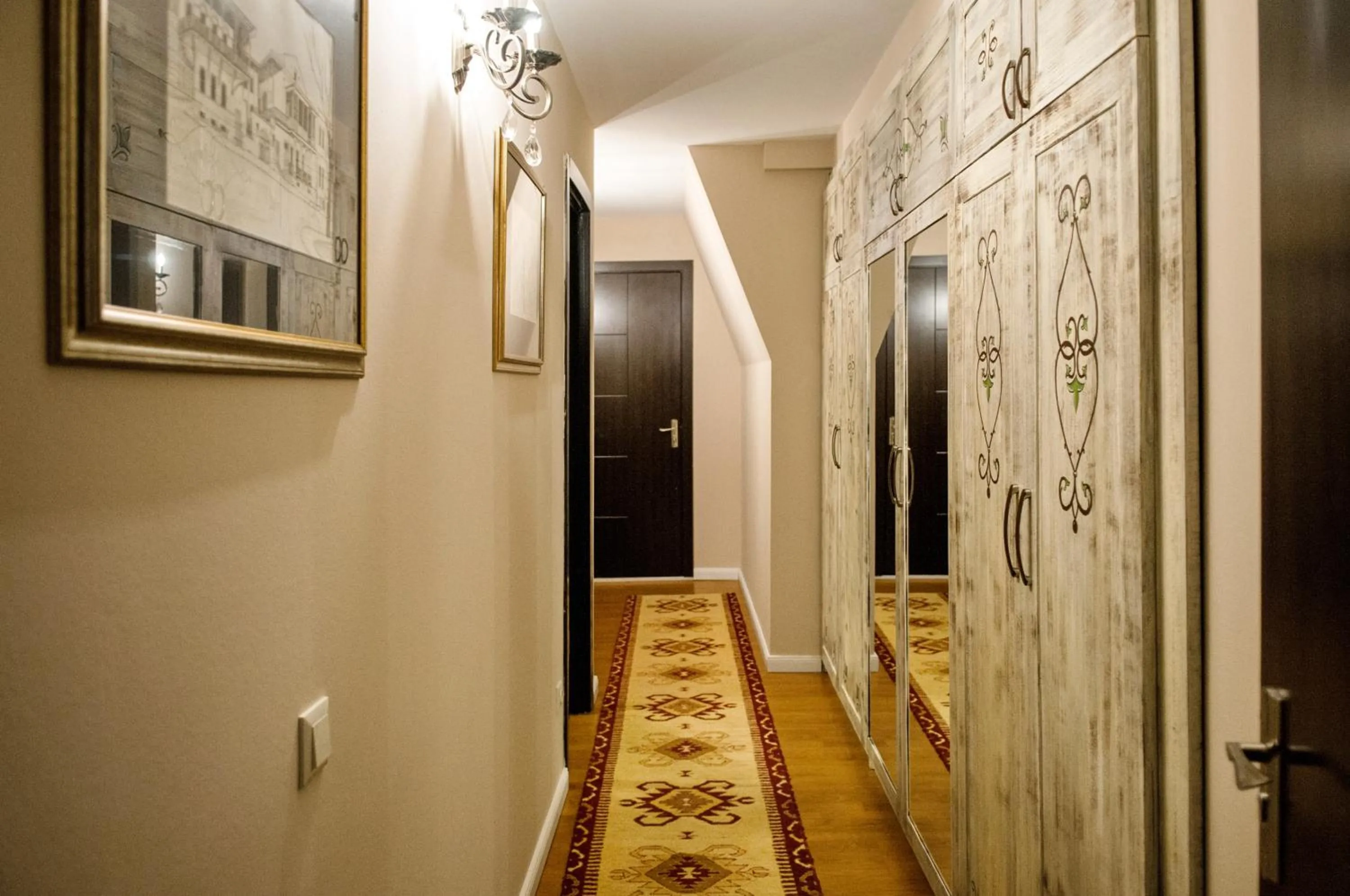 Area and facilities in Prestige Palace - Esquisse Hotel