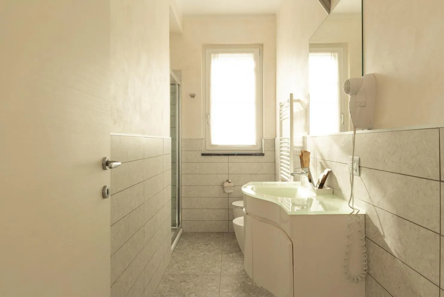 Bathroom in Yachting Residence - Private Dock, Lake Access & SPA