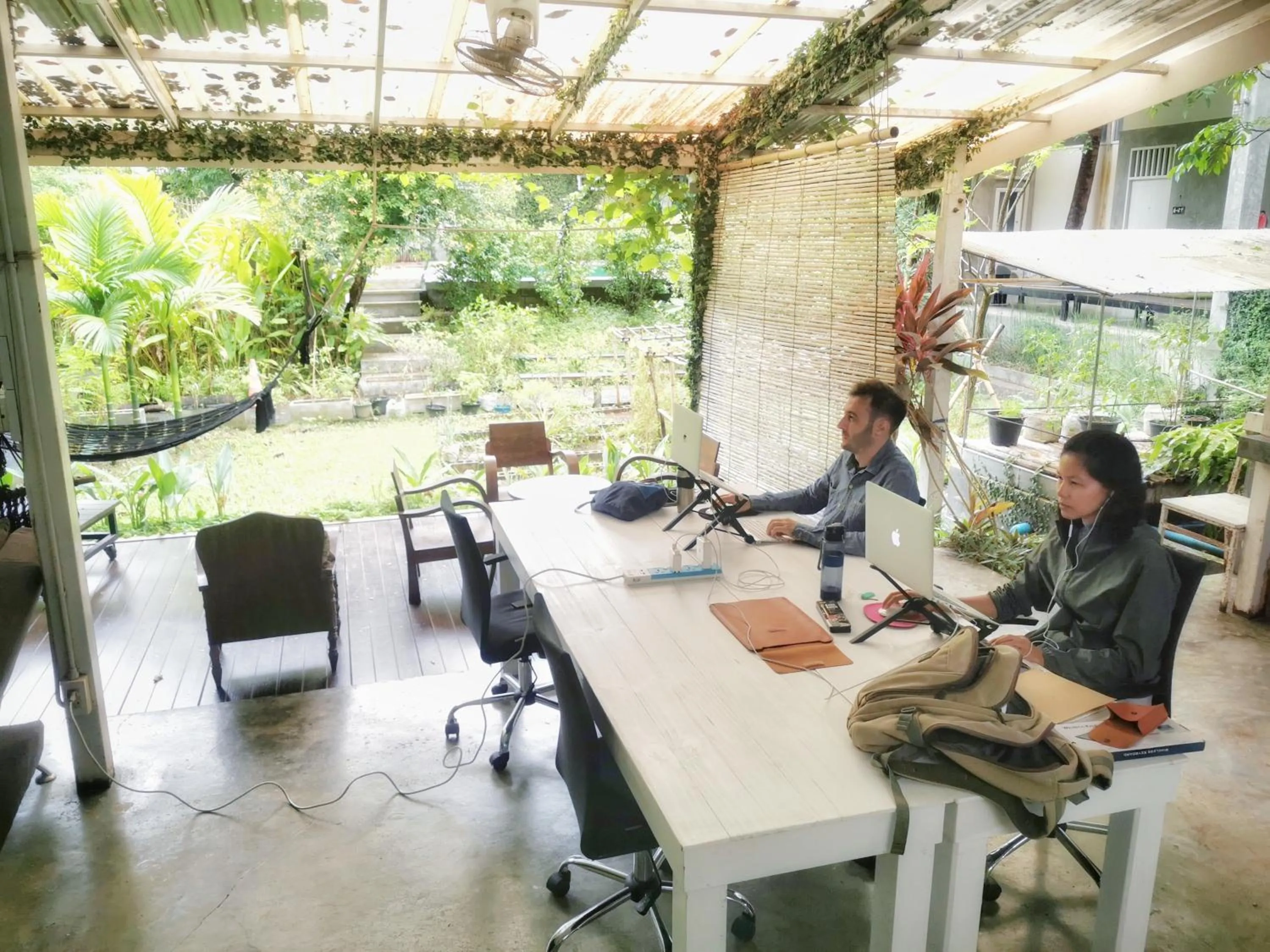 Living room in Glur Hostel