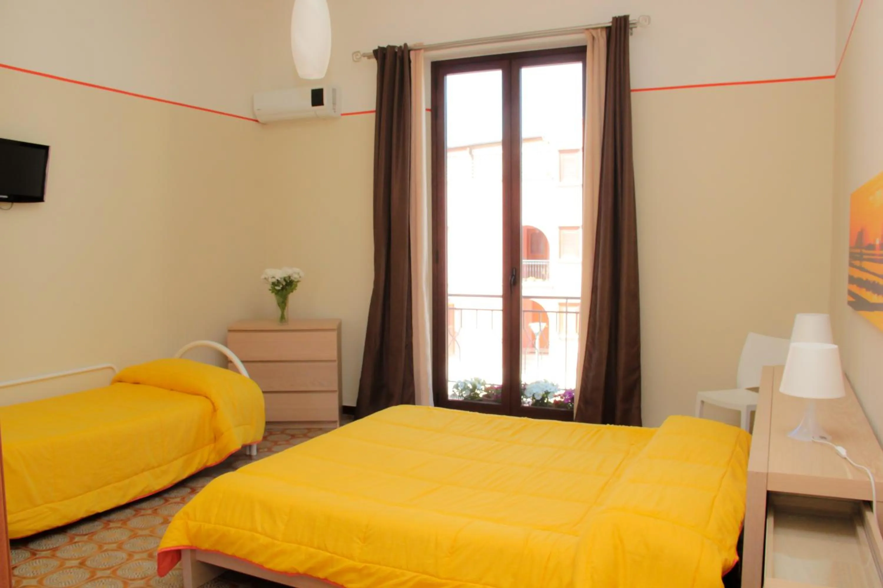 Photo of the whole room in B&B Cafisu