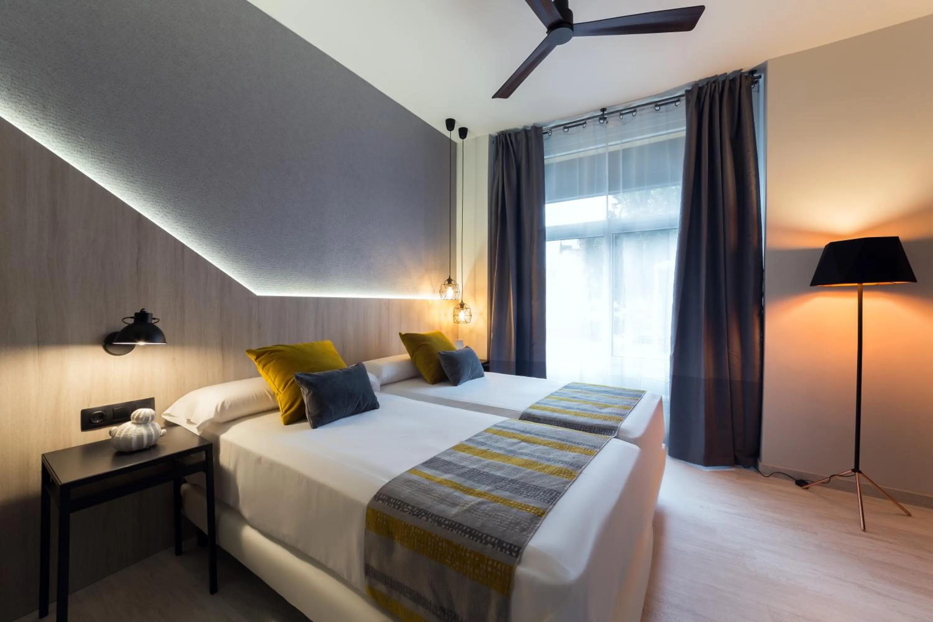 Bed in Hotel Onyarbi