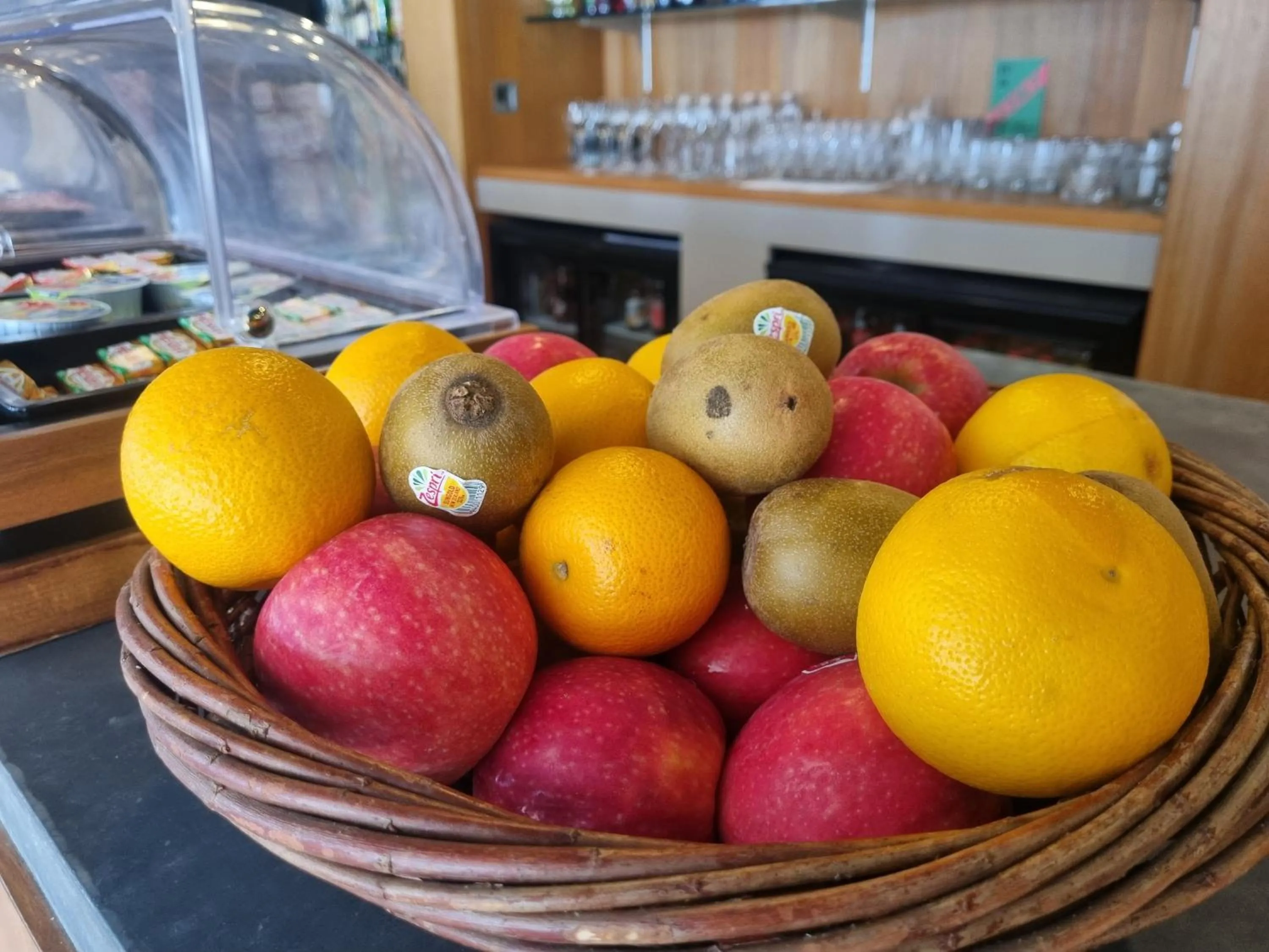 Breakfast in Hôtel du Midi Plage