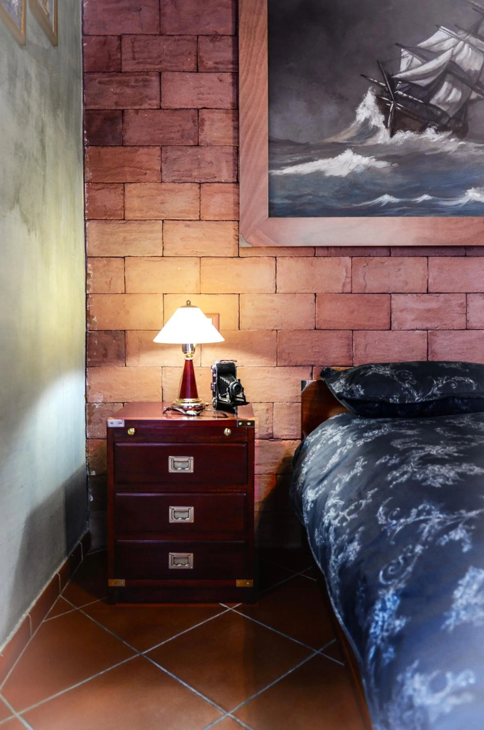 Decorative detail, Bed in Racconti di Mare - 5 Terre JRE