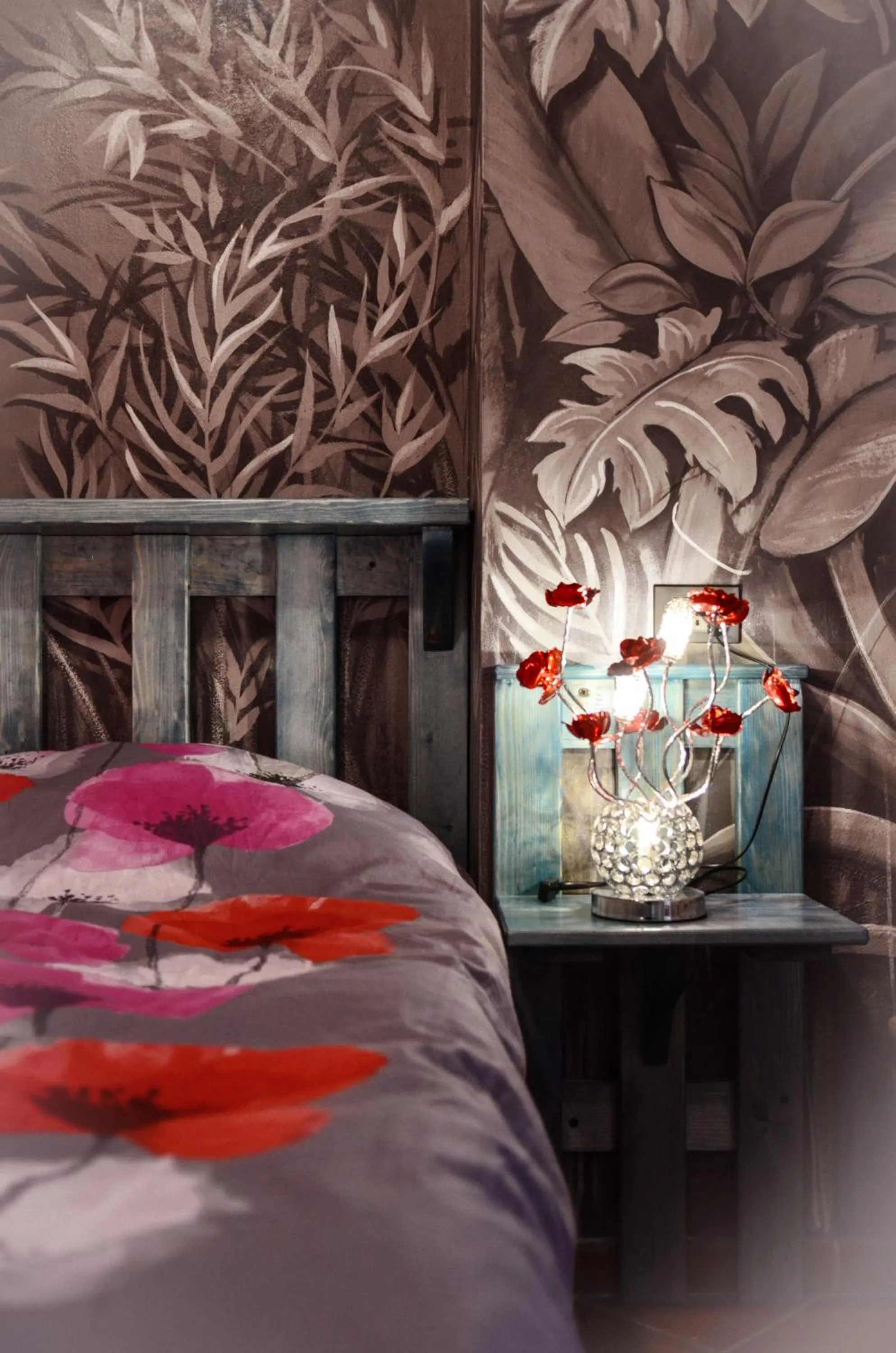 Decorative detail, Bed in Racconti di Mare - 5 Terre JRE