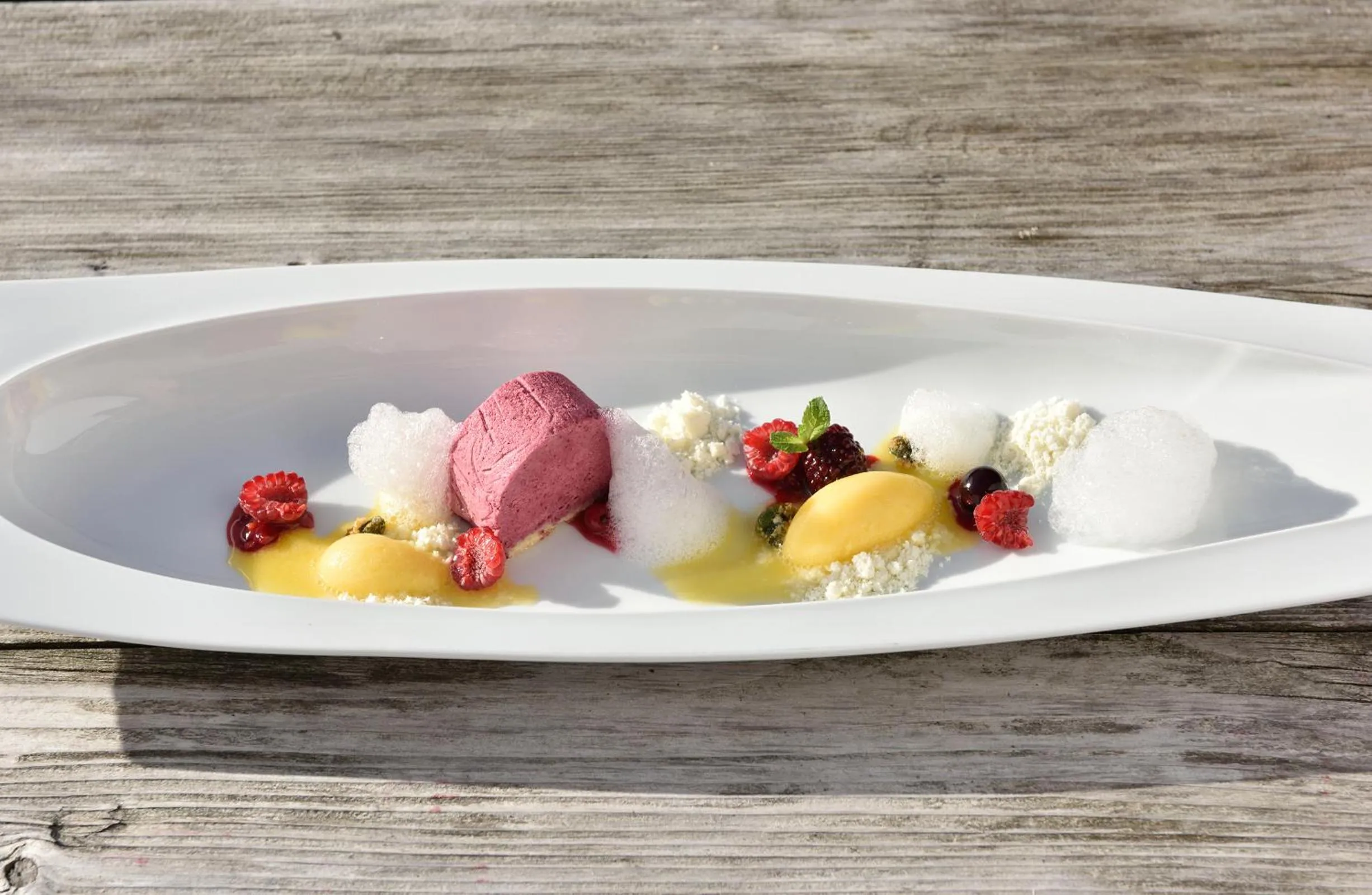 Restaurant/places to eat in HUBERTUS Mountain Refugio Allgäu