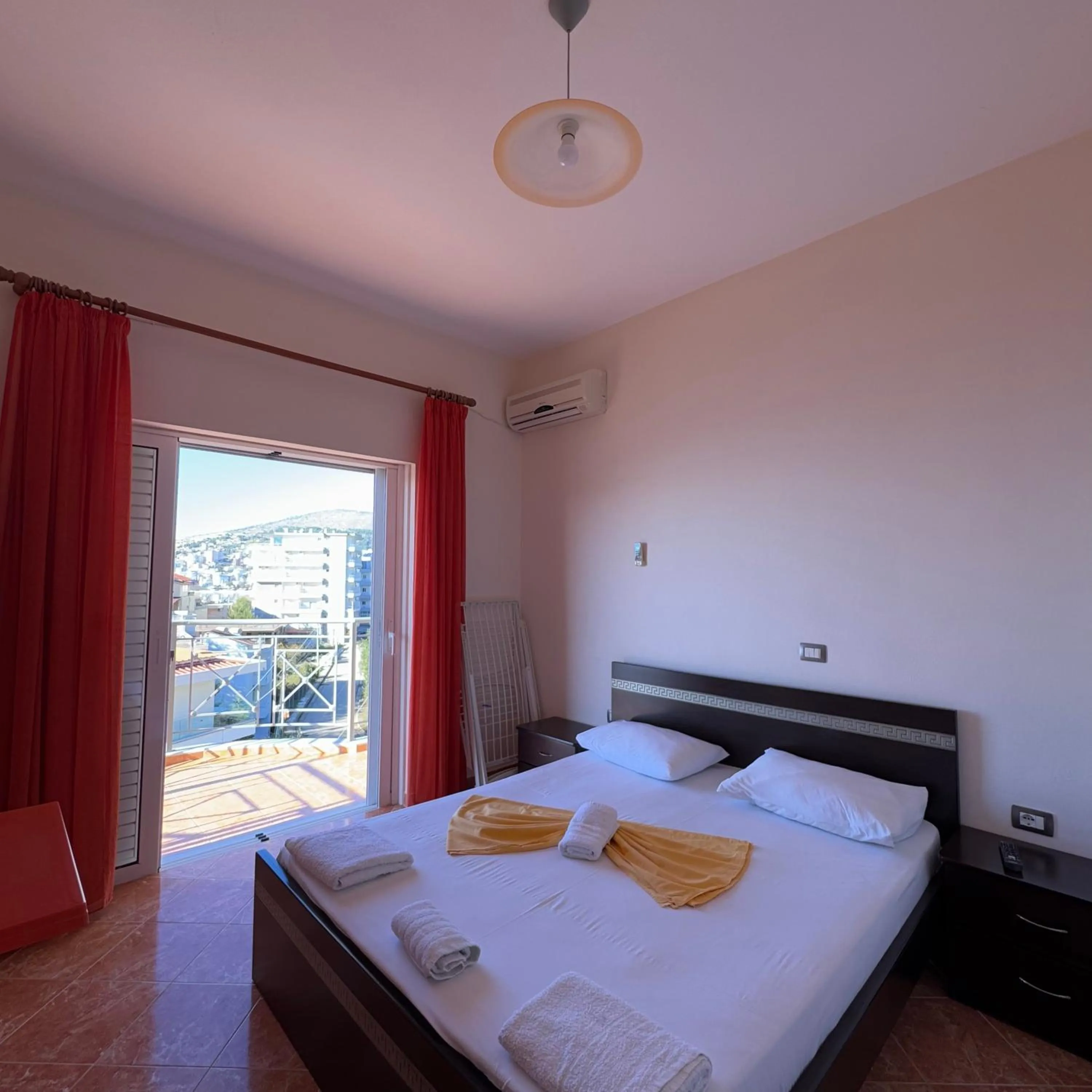 Bed in Unico ApartHotel