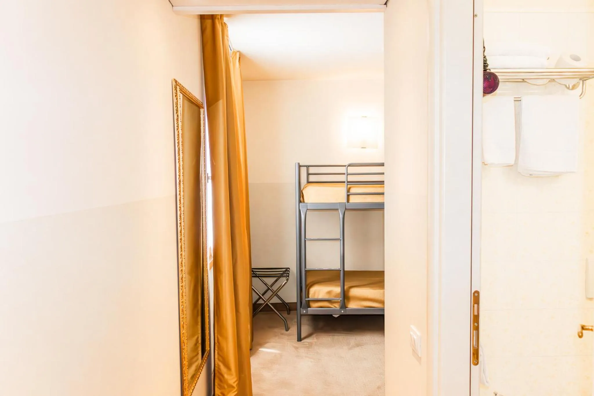 Photo of the whole room, Bed in Hotel Dependance Silvestro