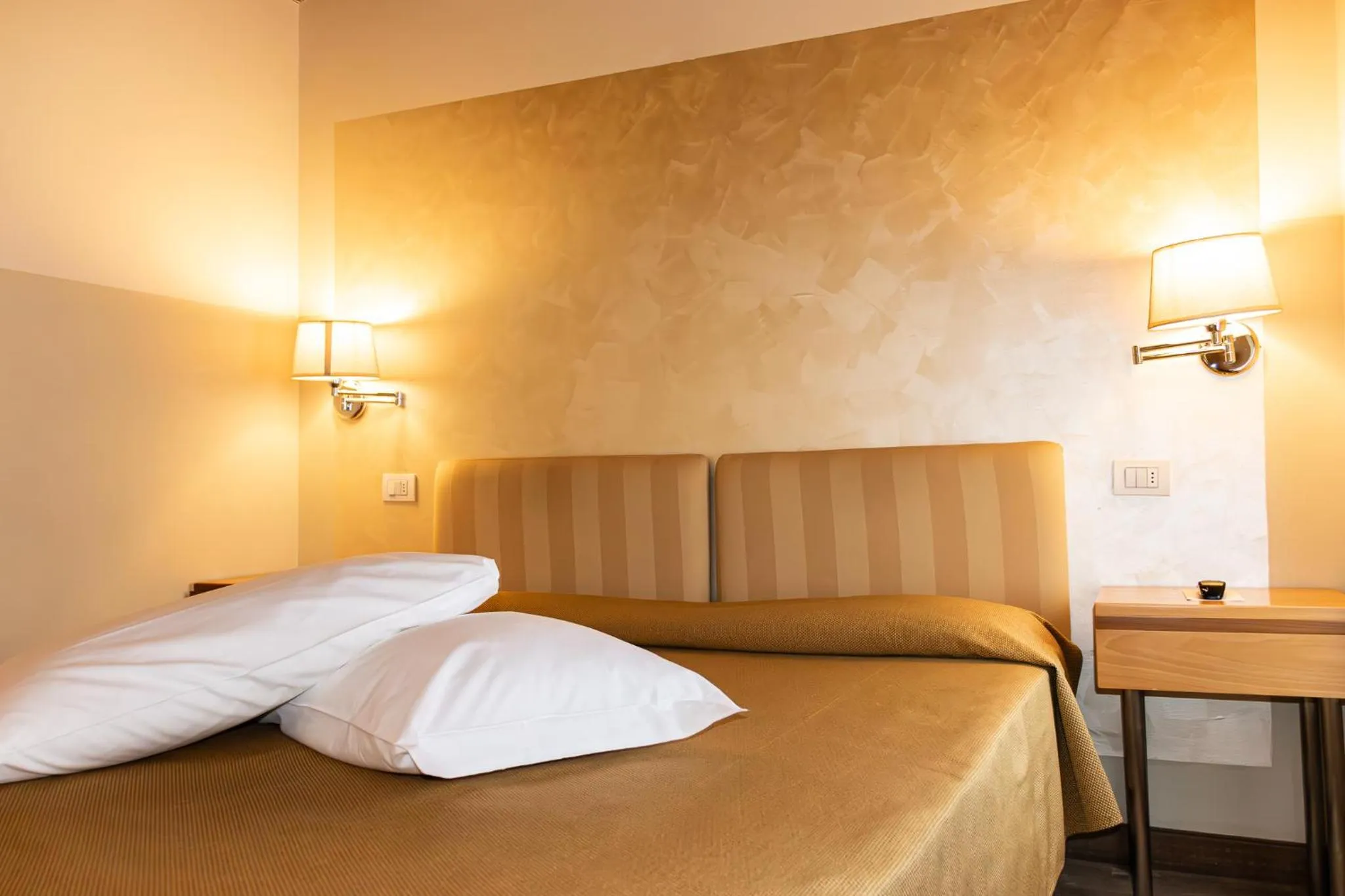 Bed in Hotel Dependance Silvestro