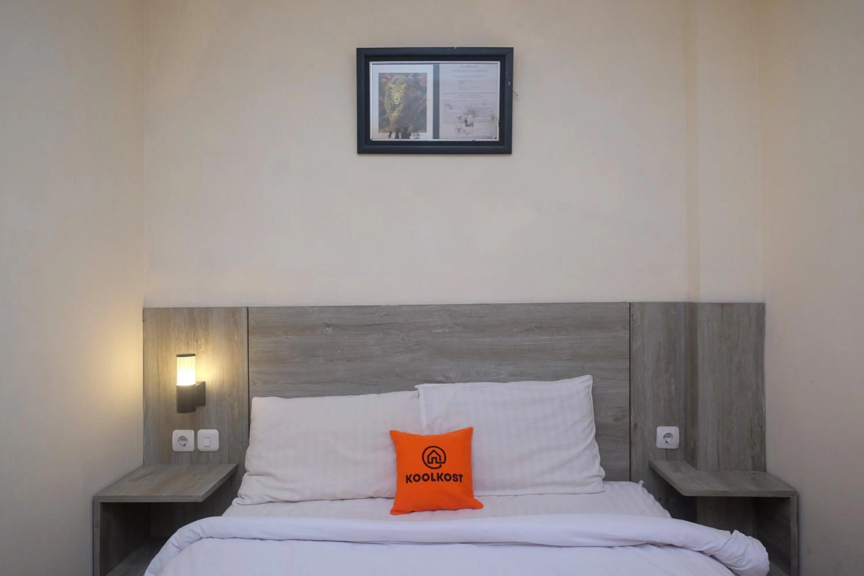 Bedroom in Koolkost near Stadion Maguwoharjo