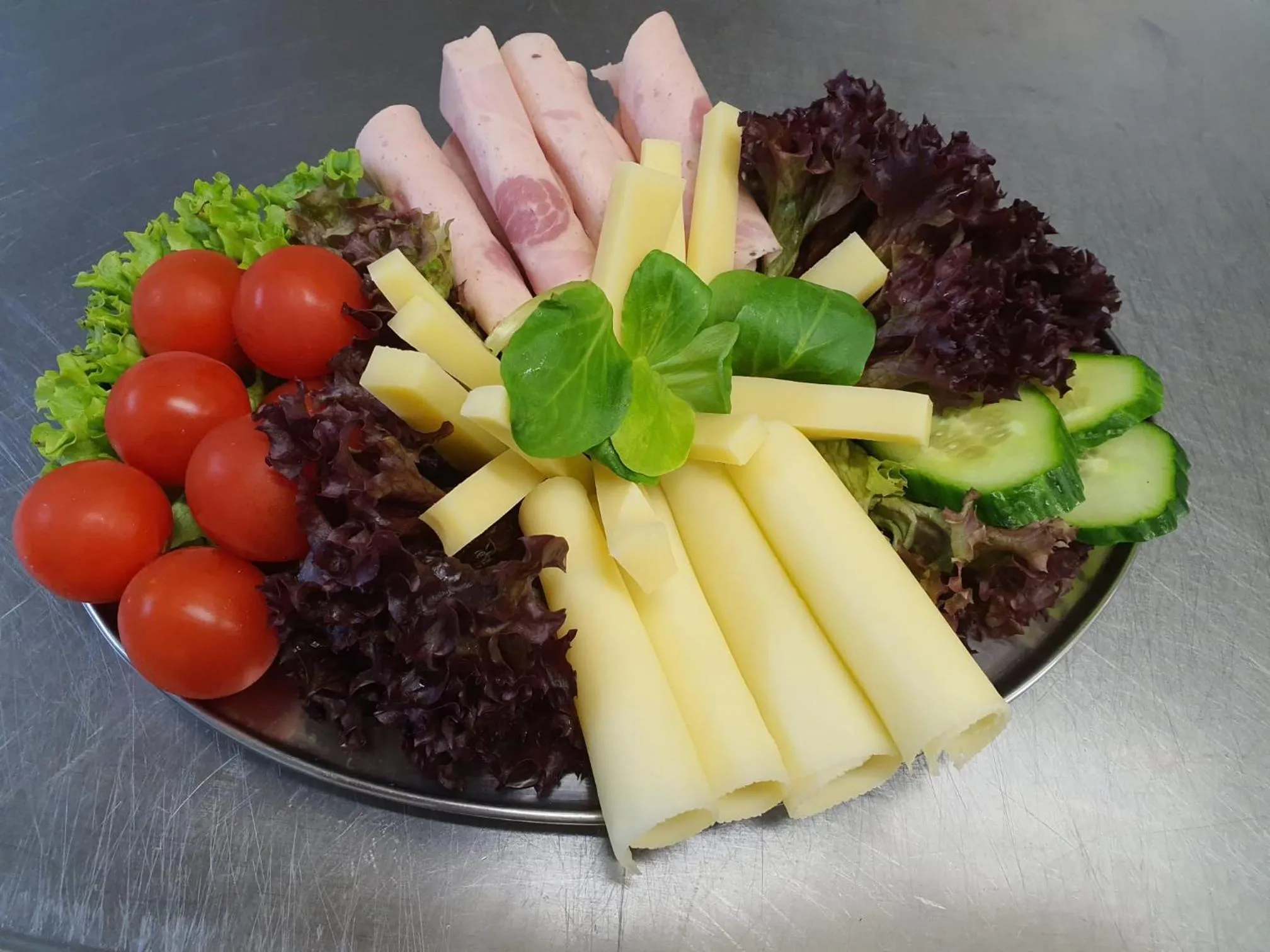 Buffet breakfast in Hotel-Restaurant-Linde