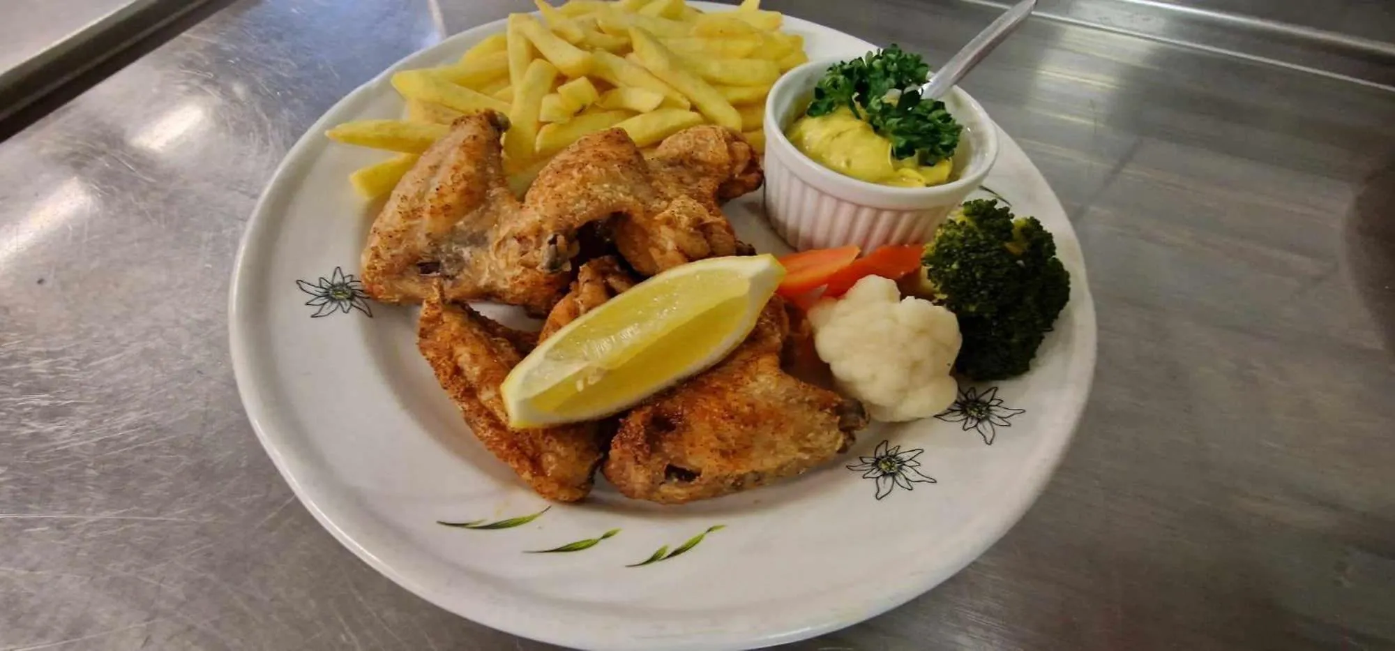 Food and drinks in Hotel-Restaurant-Linde