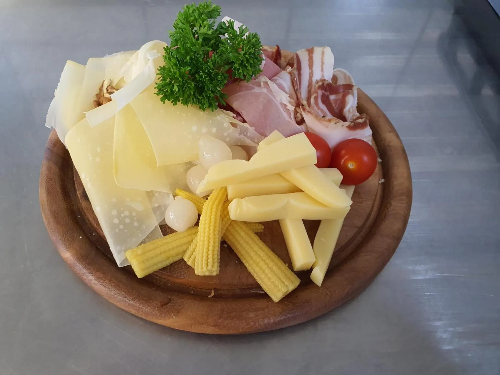 Food and drinks in Hotel-Restaurant-Linde