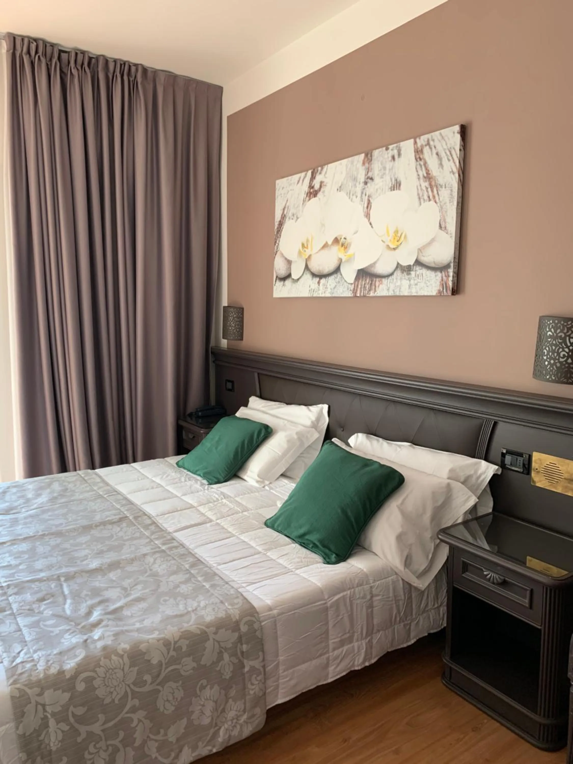 Bed in Park Hotel Cellini