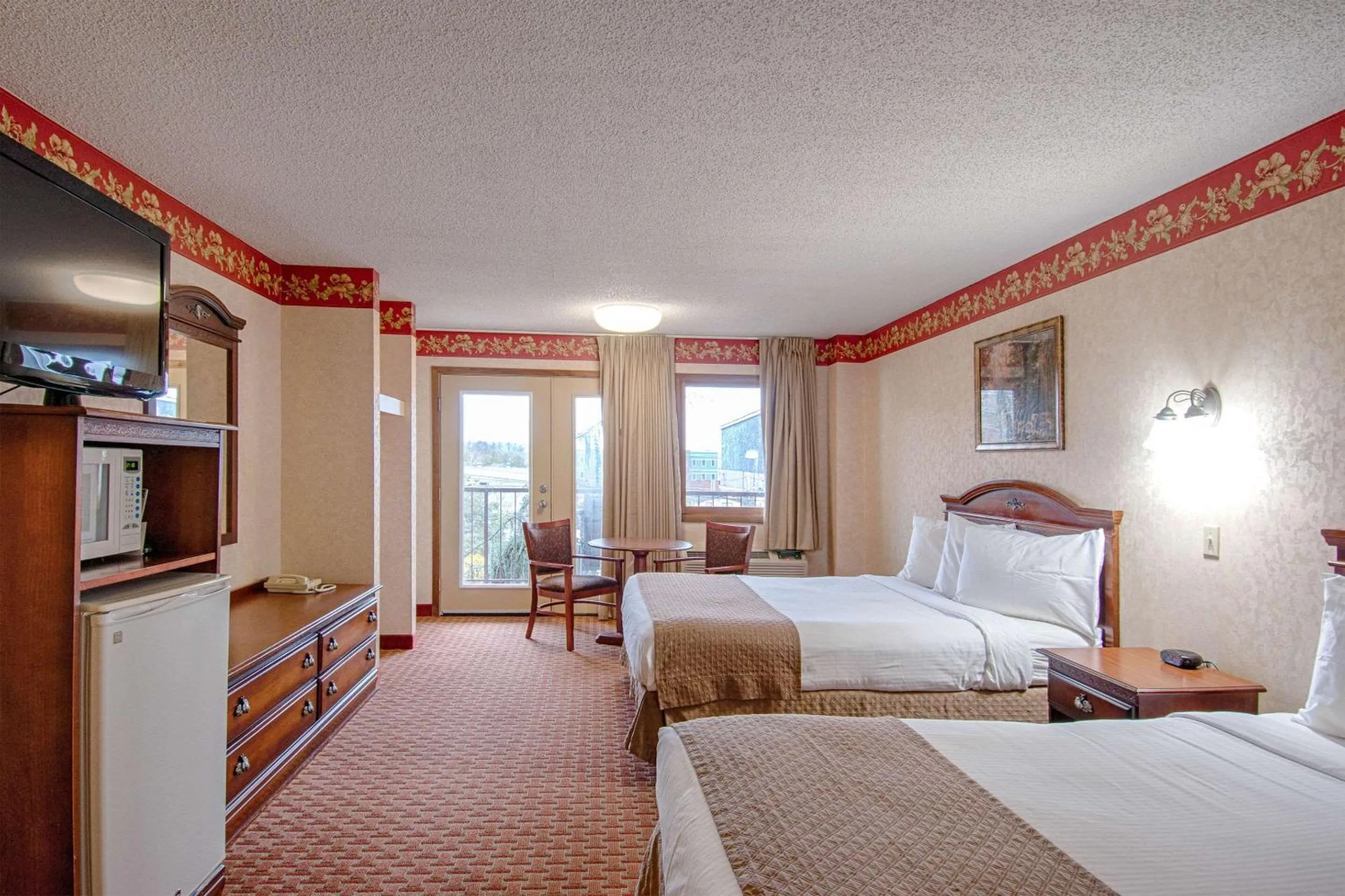 Bedroom, Bed in Park Tower Inn