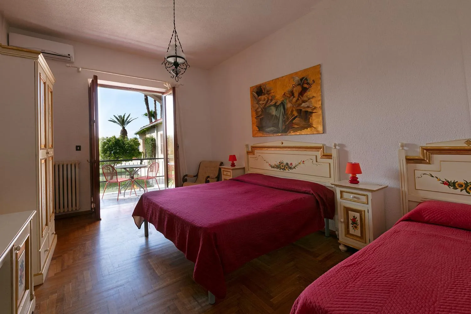 Photo of the whole room, Bed in Villa Giada