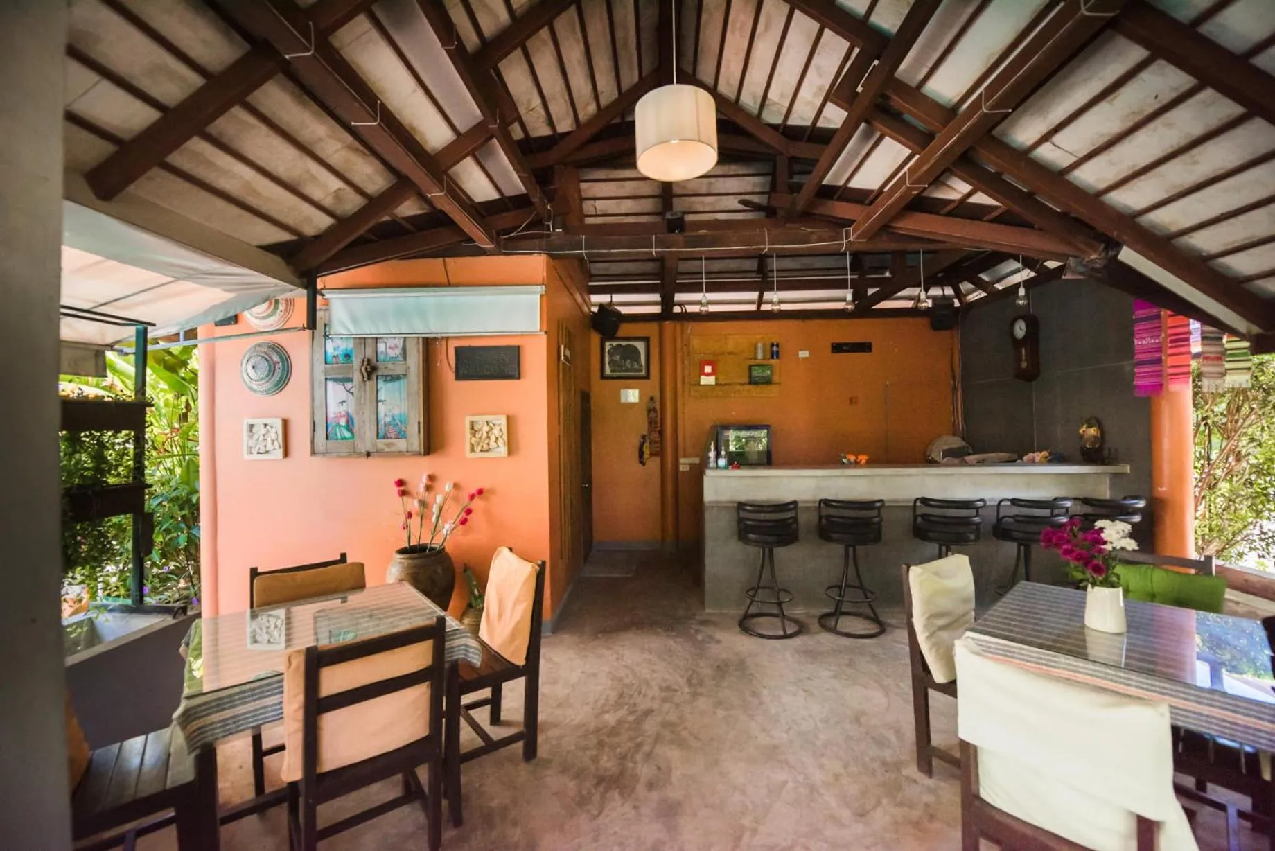 Restaurant/places to eat in Phuket Monaburi Boutique Hotel