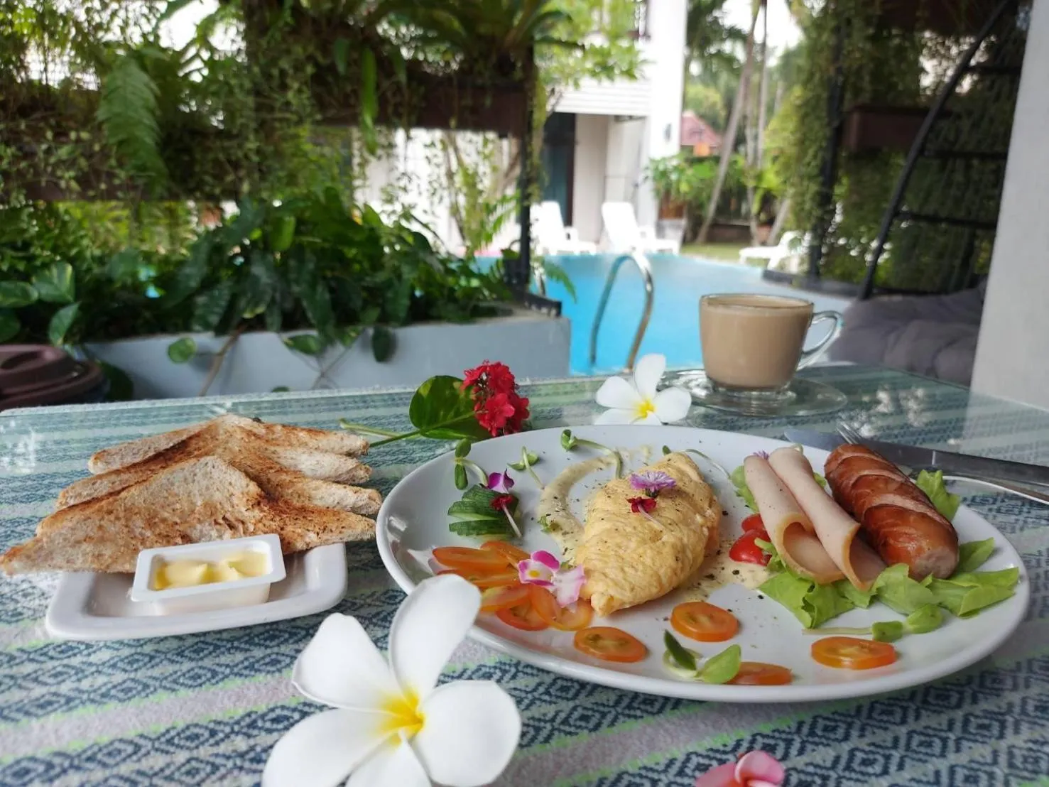 Phuket Monaburi Boutique Hotel