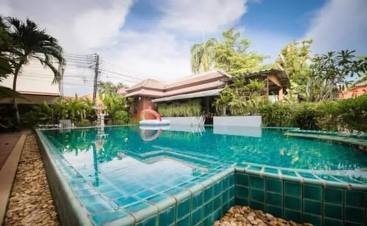 Standard Twin Room in Phuket Monaburi Boutique Hotel