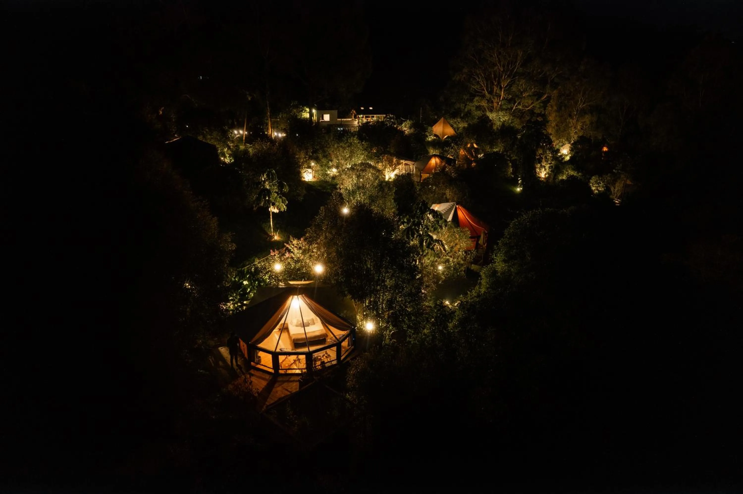 Night in Glamping Lumbre