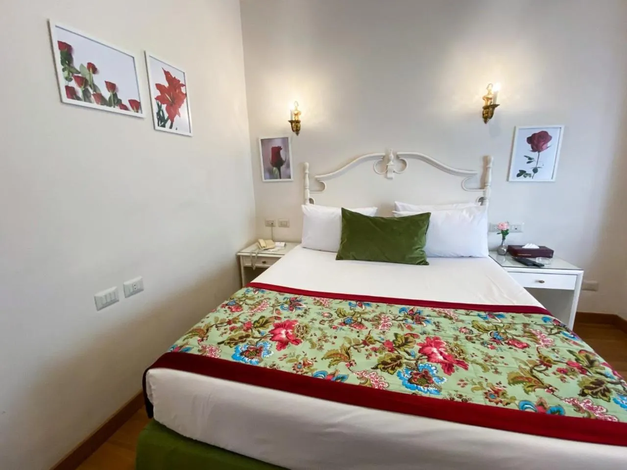 Bed in San Giovanni Stanly Hotel