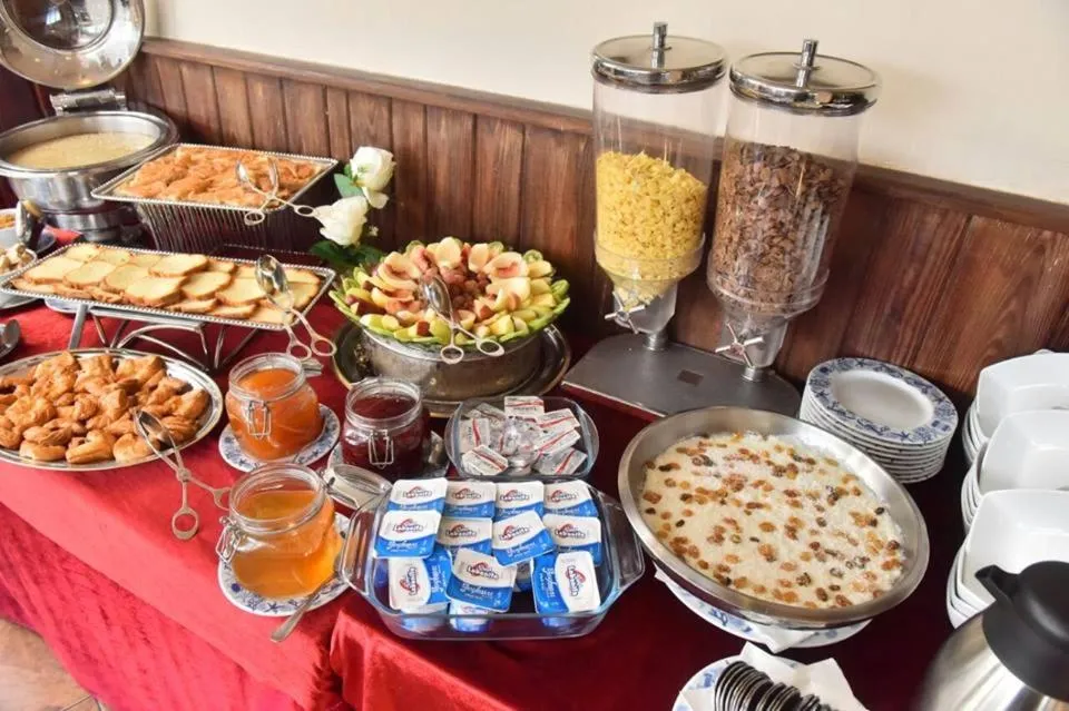 Buffet breakfast in San Giovanni Stanly Hotel