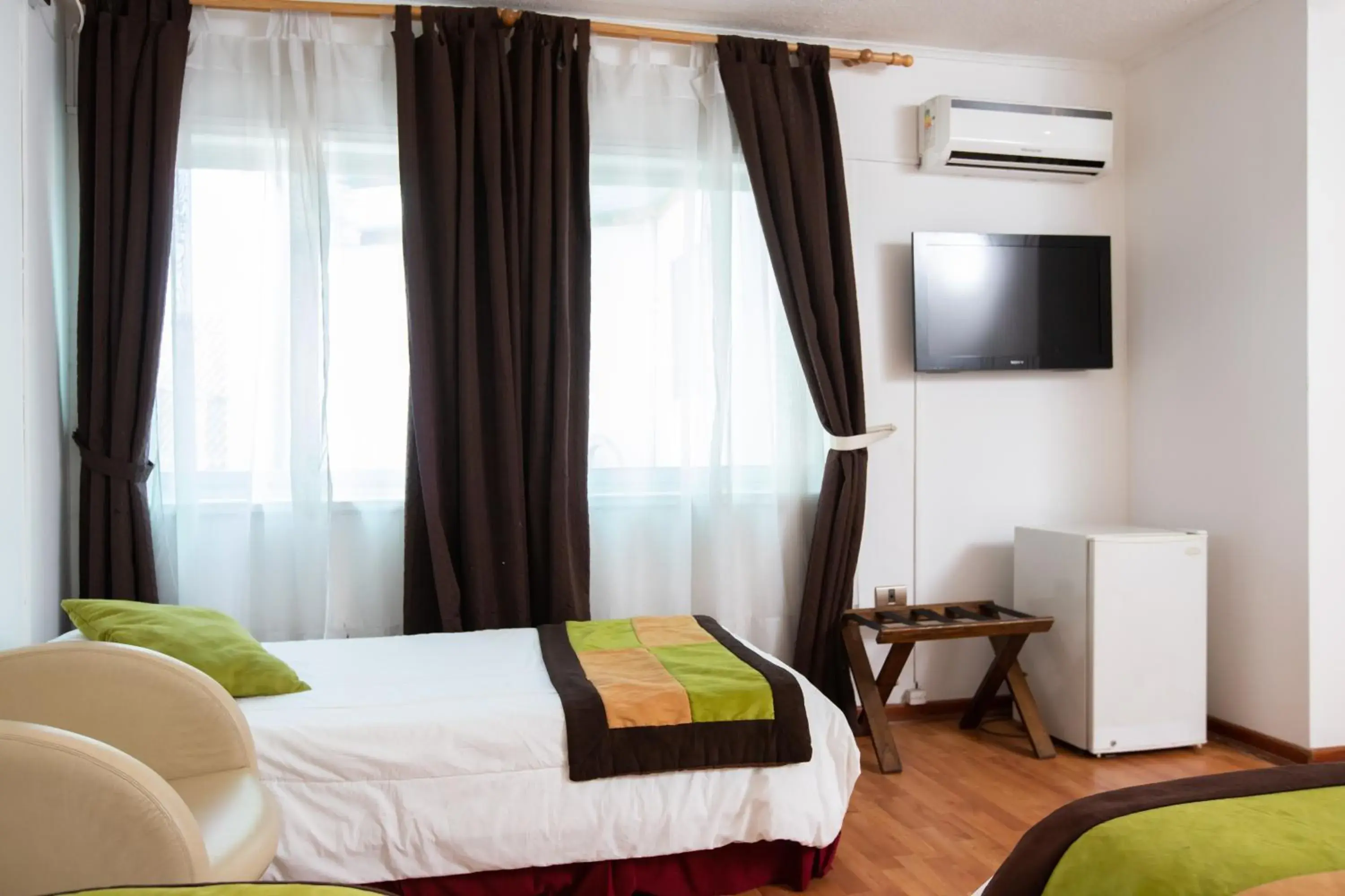 Quadruple Room with Private Bathroom in Hotel Boutique Trinidad Quadruple Room with Private Bathroom in Hotel Boutique Trinidad