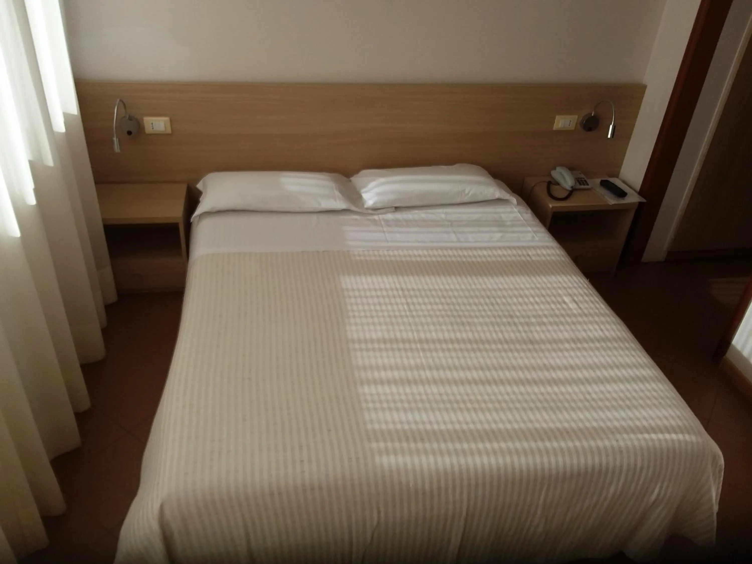 Photo of the whole room, Bed in Albergo Nyers