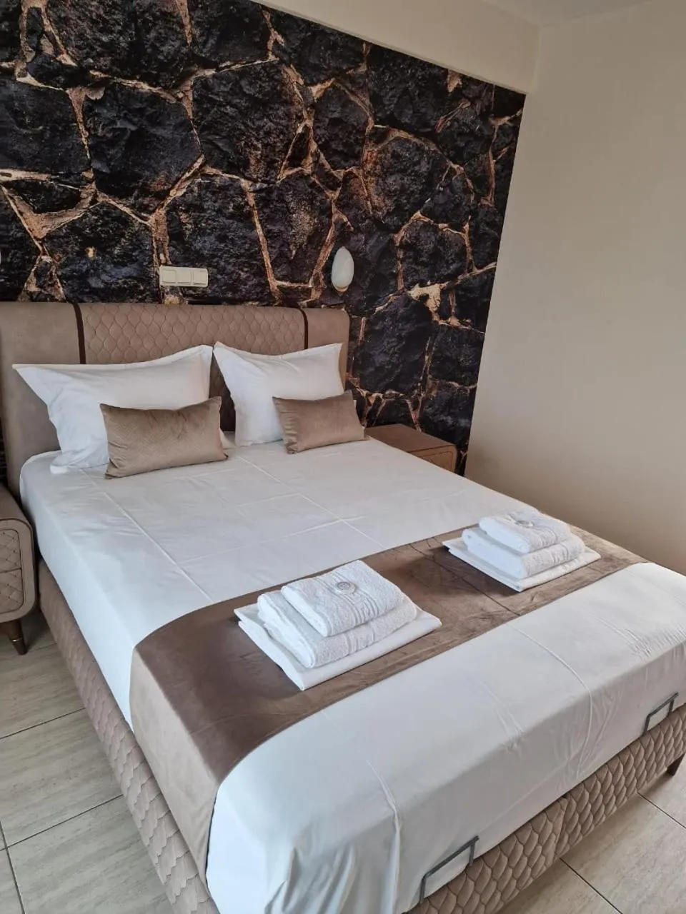 Bedroom, Bed in Pension Delfini