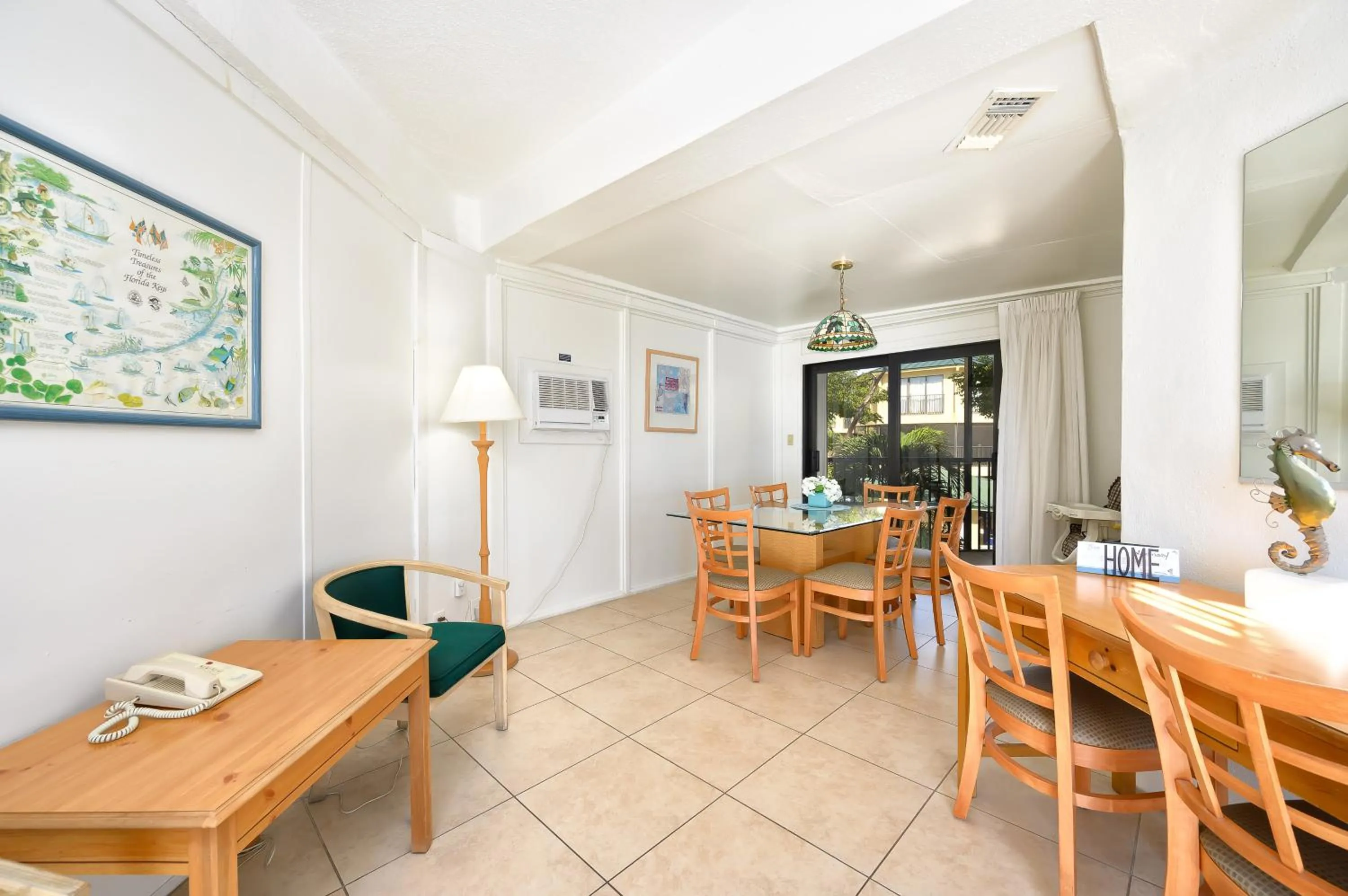 Living room in Coco Plum Beach & Tennis Club & Marina