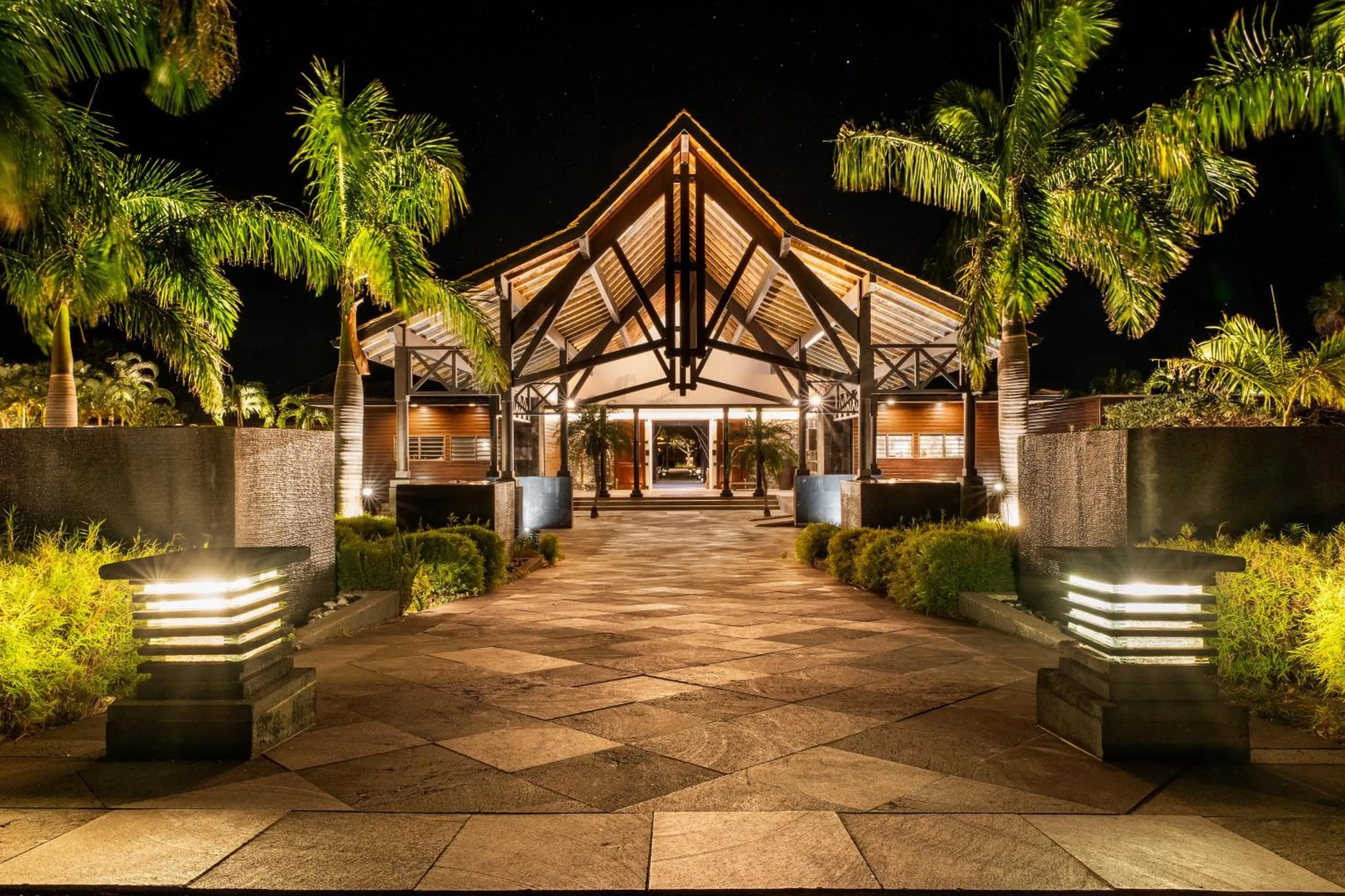 Facade/entrance in Palm Hotel & Spa