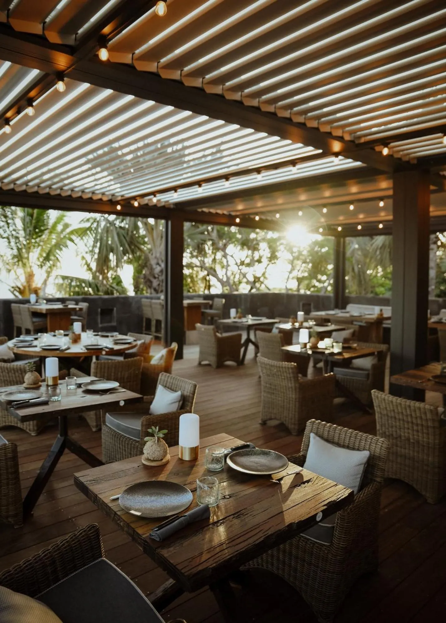 Restaurant/places to eat in Palm Hotel & Spa