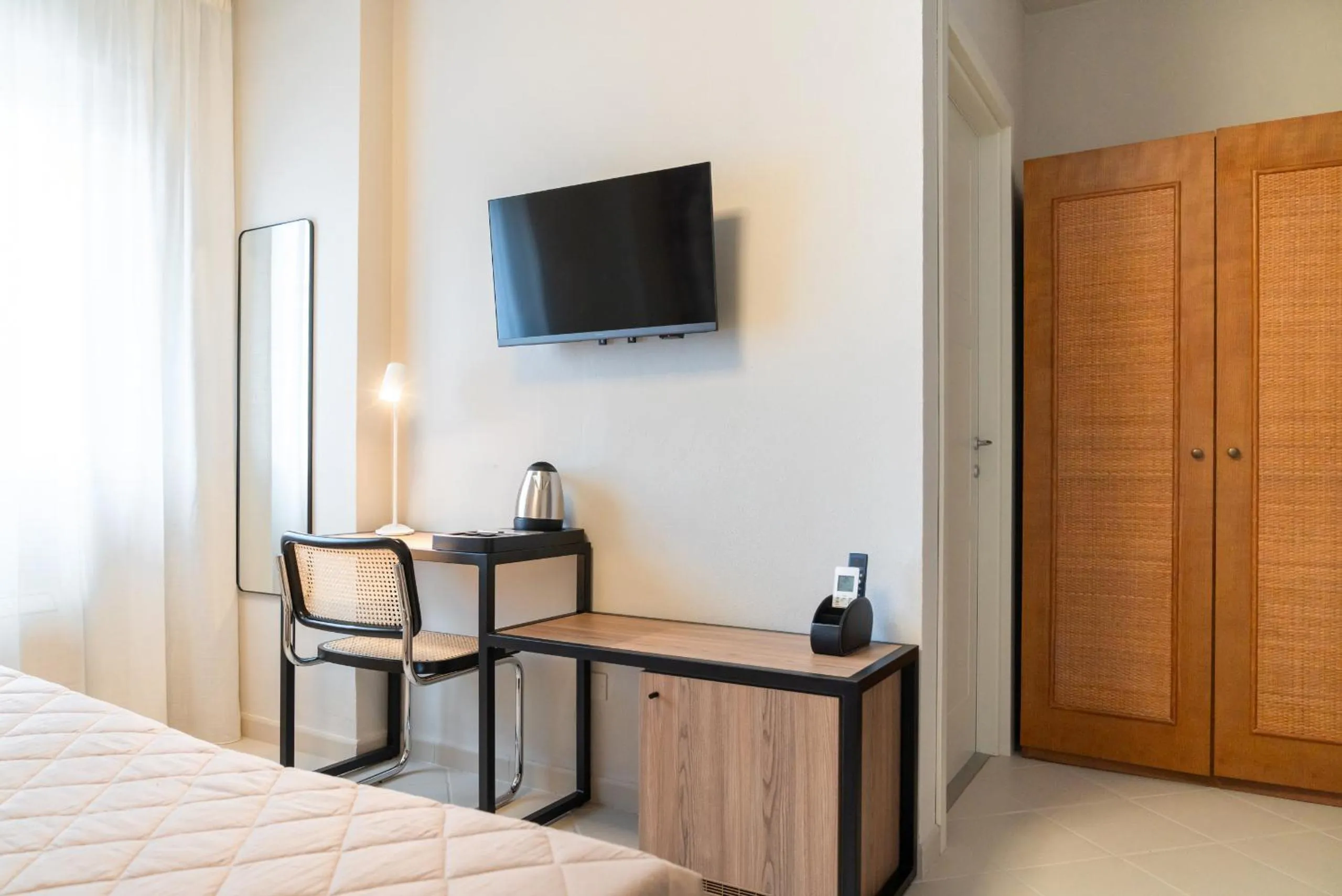 Bed in Hotel Baia di Talamone