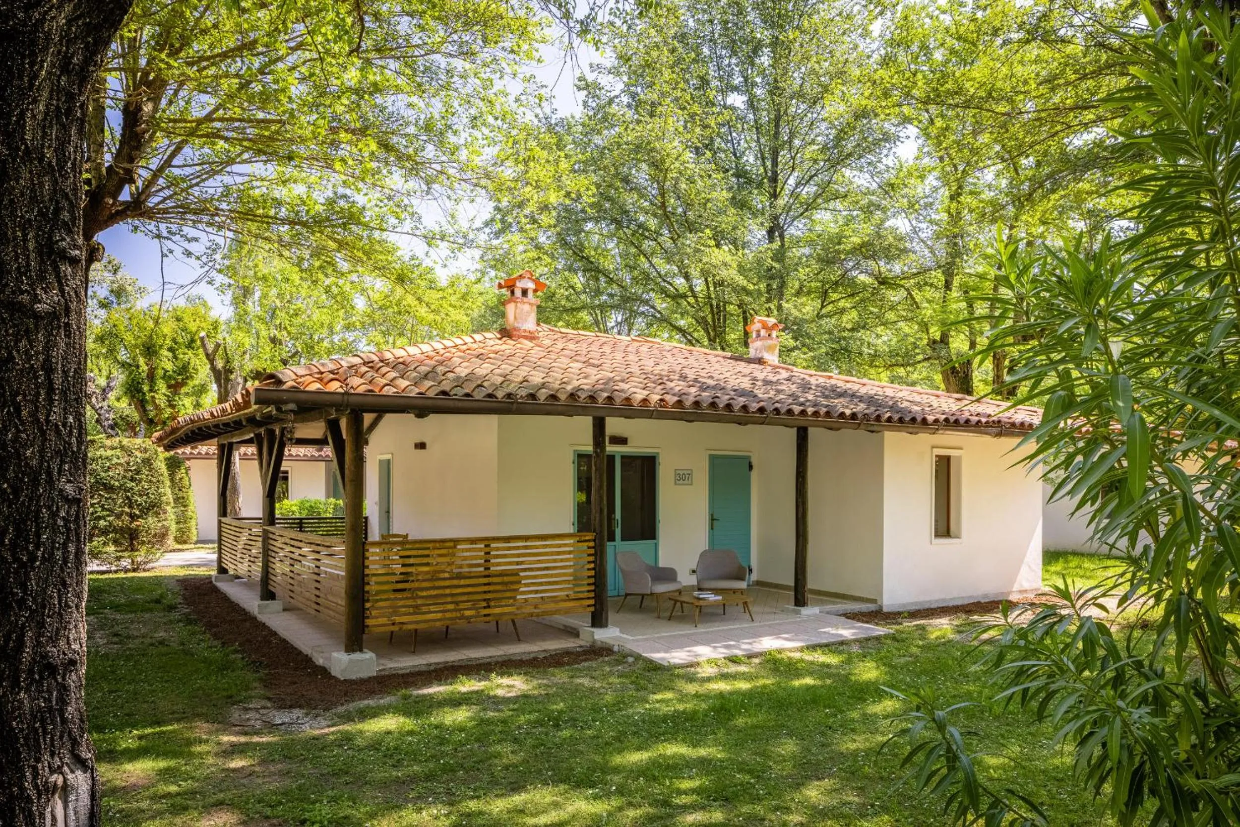 Property building in Club del Sole Tenuta Primero Grado Family Collection