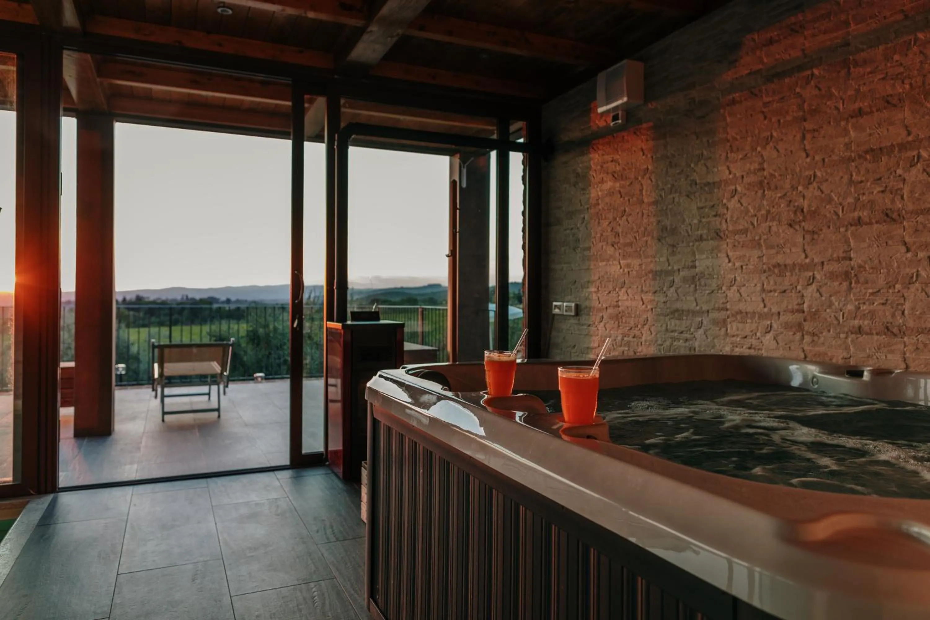 Hot Tub in Villa Di Sotto