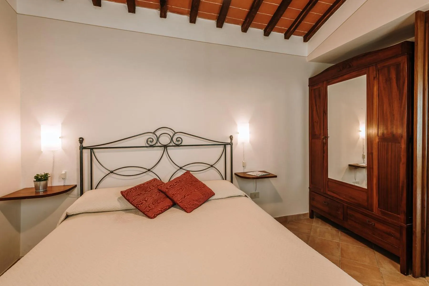 Bedroom, Bed in Villa Di Sotto