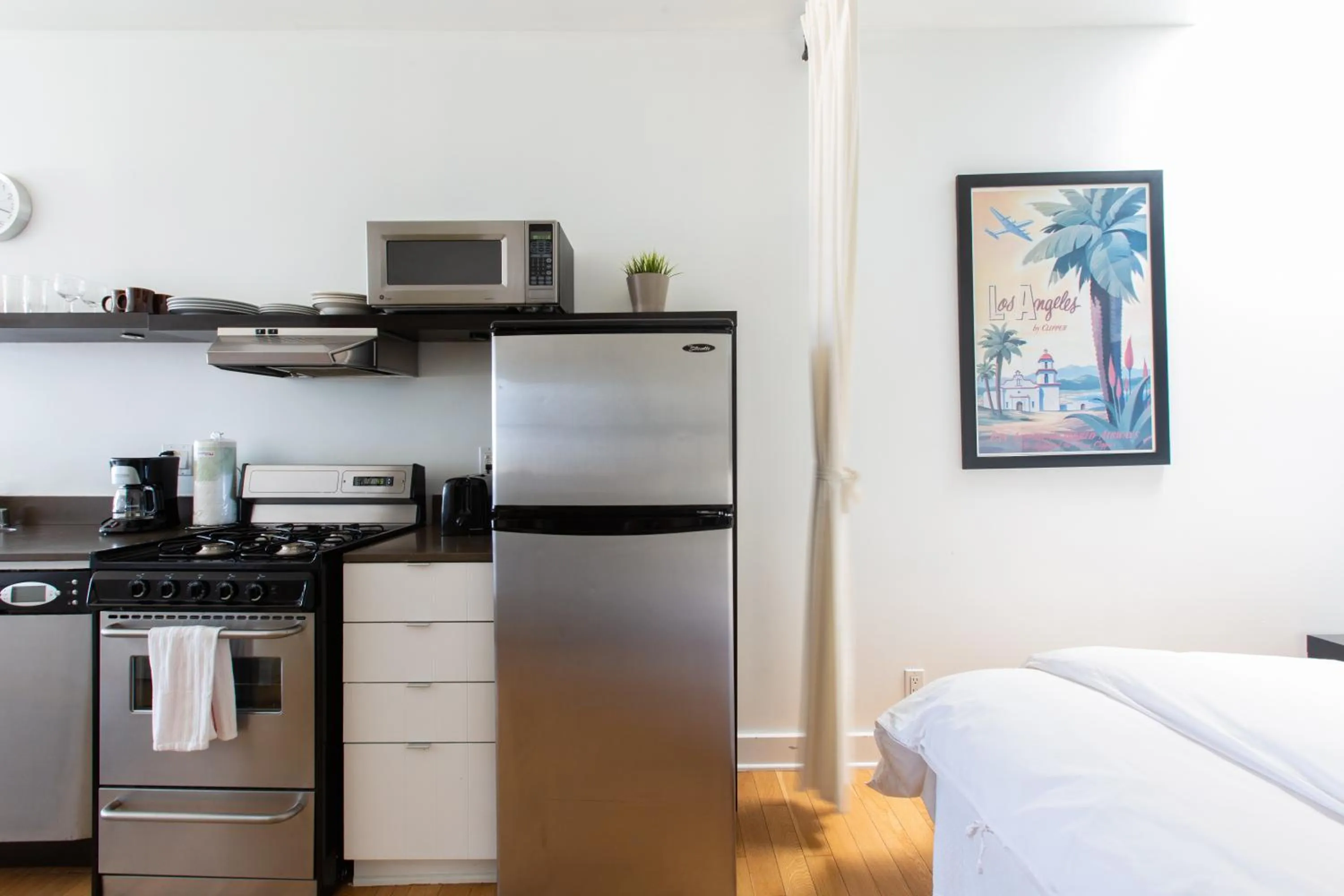 Bed in Su Casa at Venice Beach