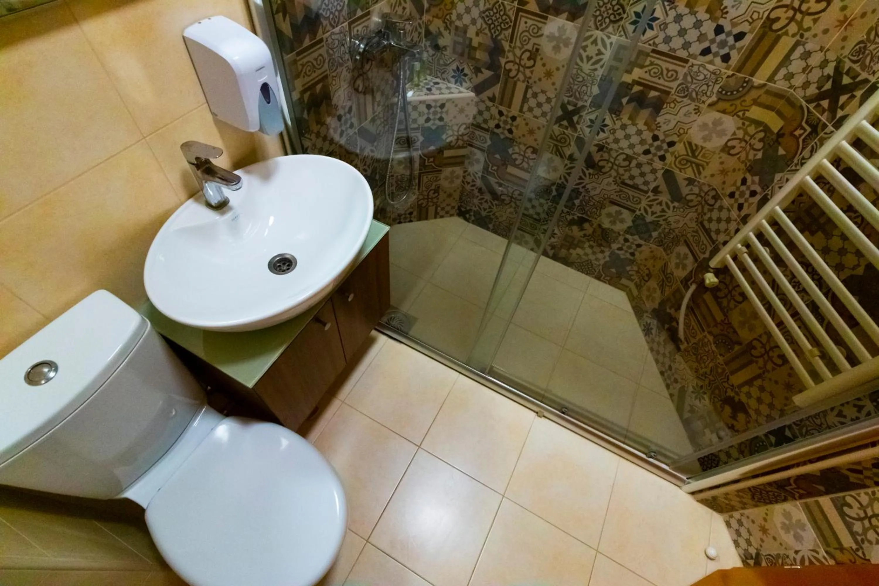 Bathroom in Hotel Pine