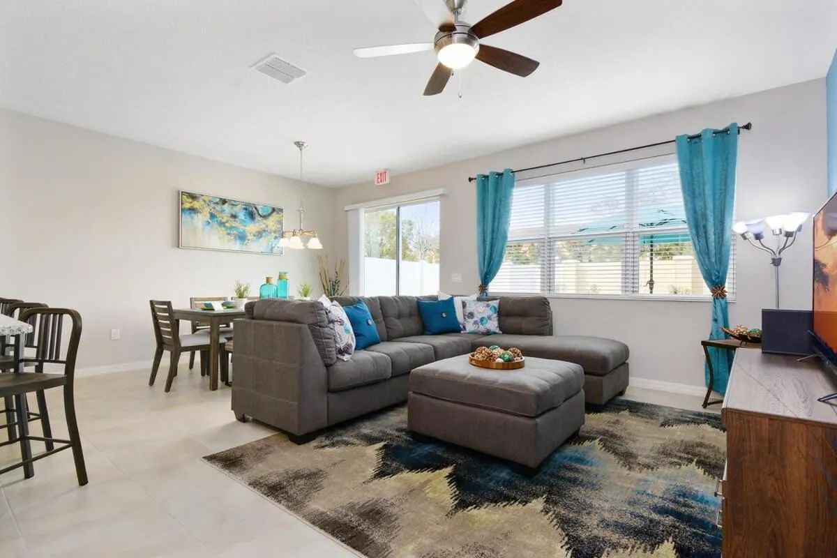 Four Bedrooms TownHome 5161