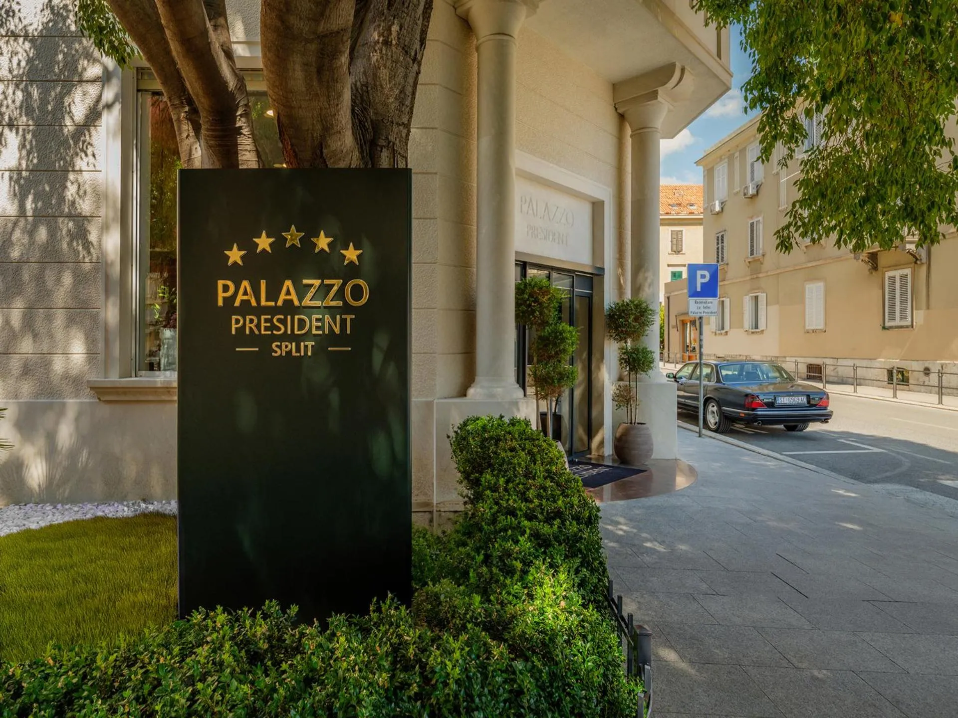 Property building in Palazzo President