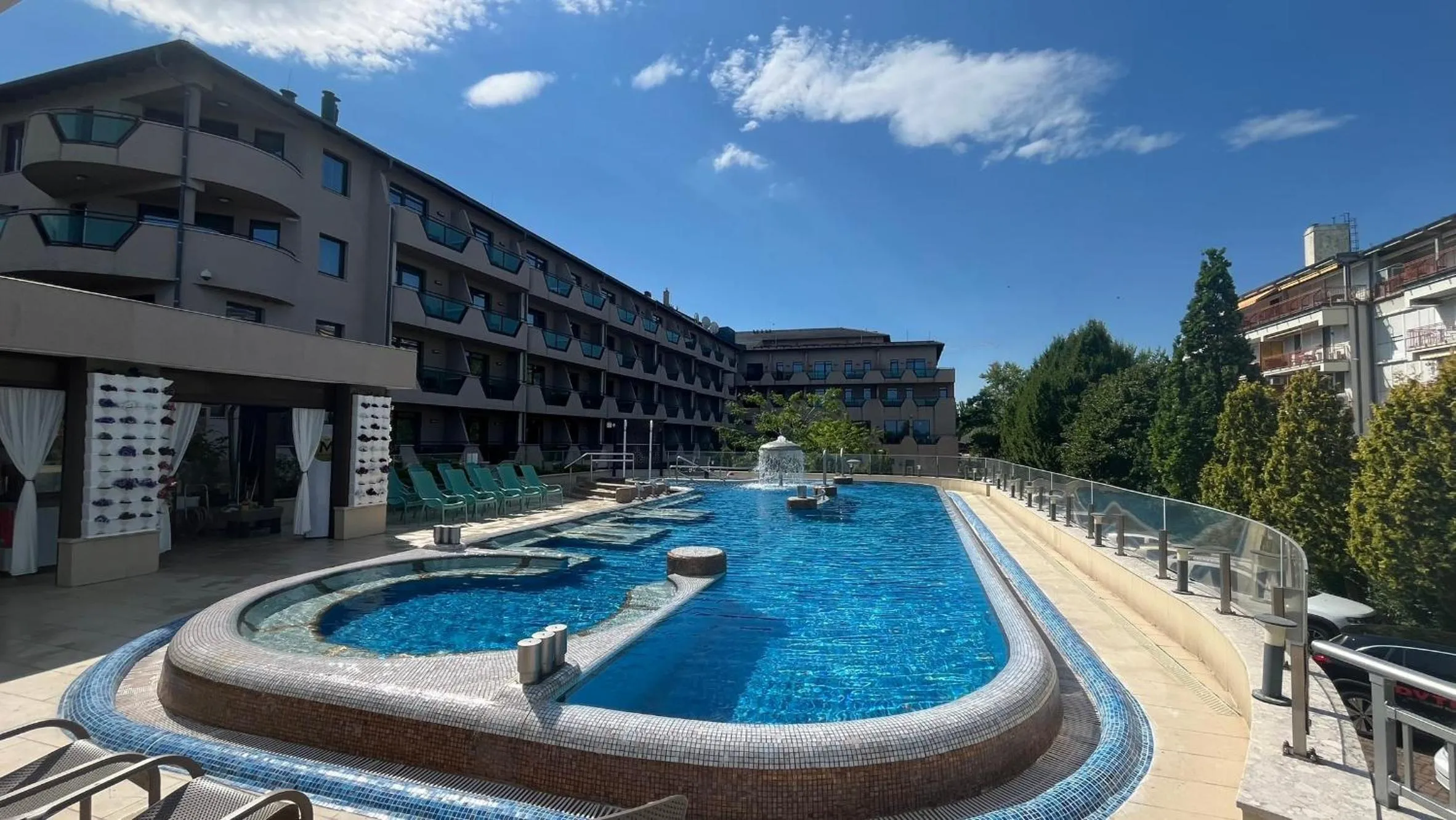 Swimming pool in Hotel Wellamarin