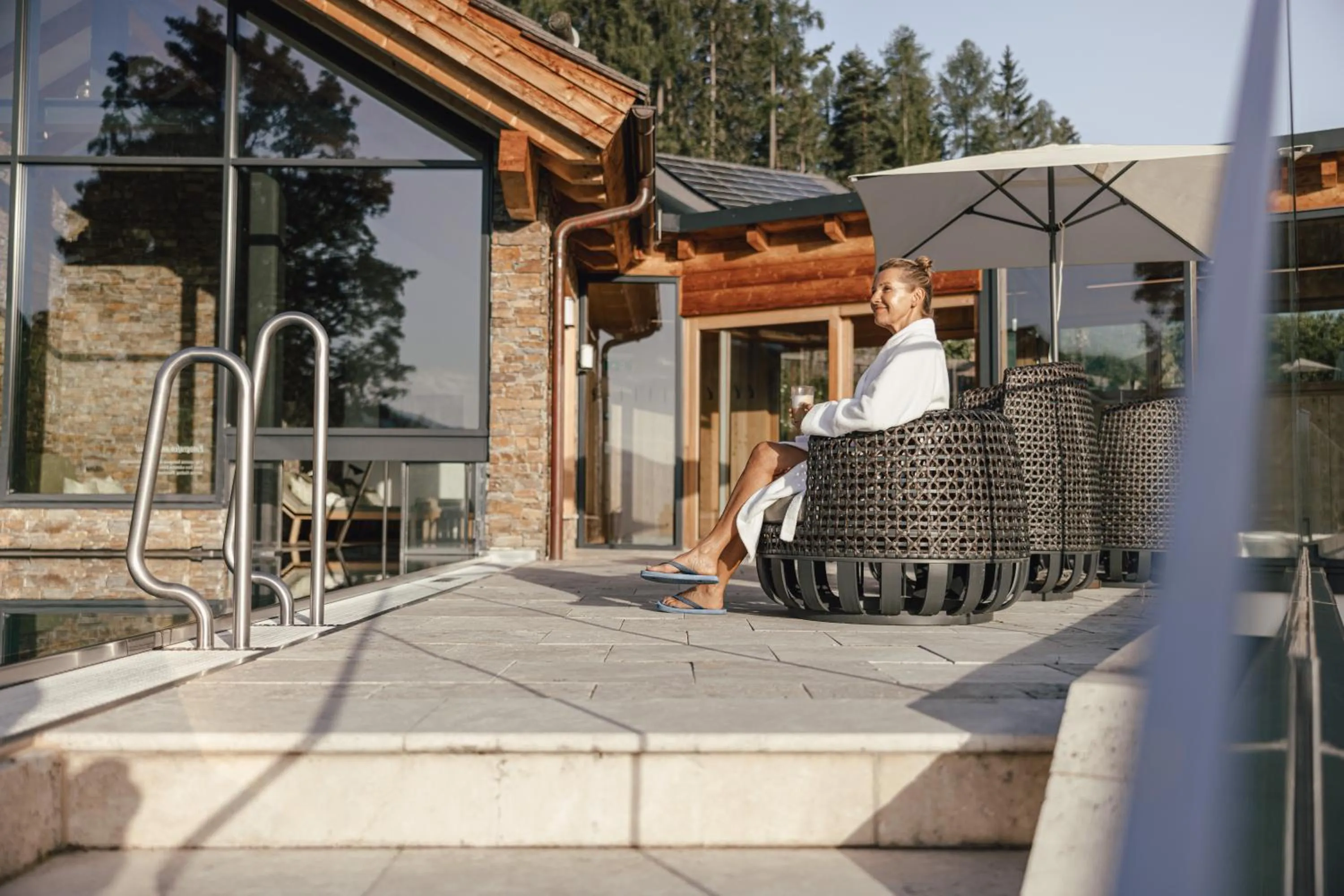 Swimming pool in Hotel Annelies