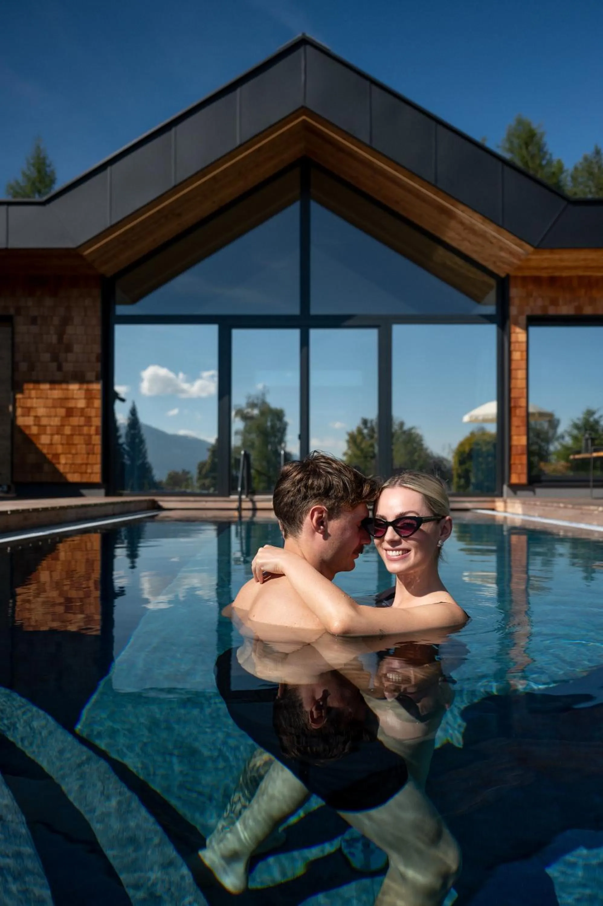Swimming pool in Hotel Annelies