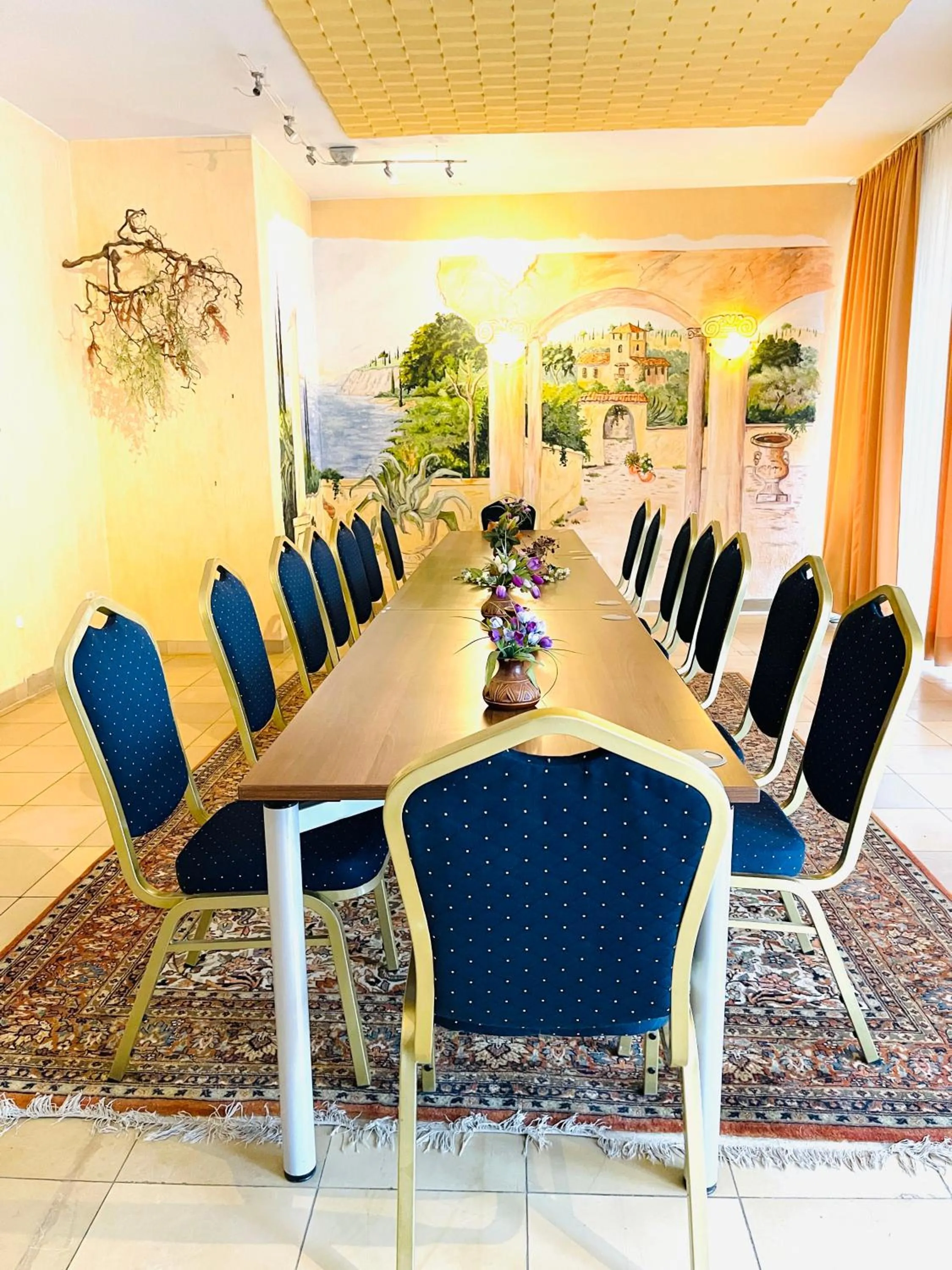 Communal lounge/ TV room in Pension Waldau